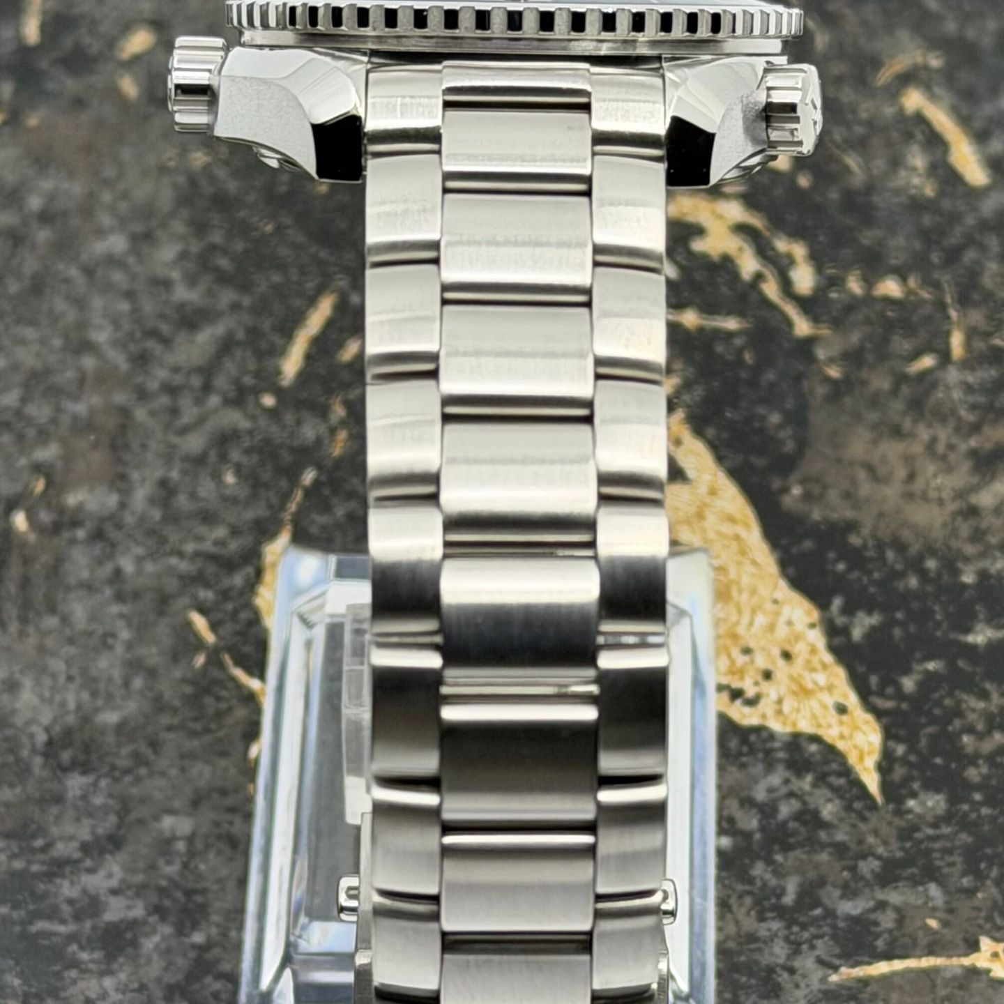 Omega Seamaster Planet Ocean 215.30.40.20.03.001 - (8/8)