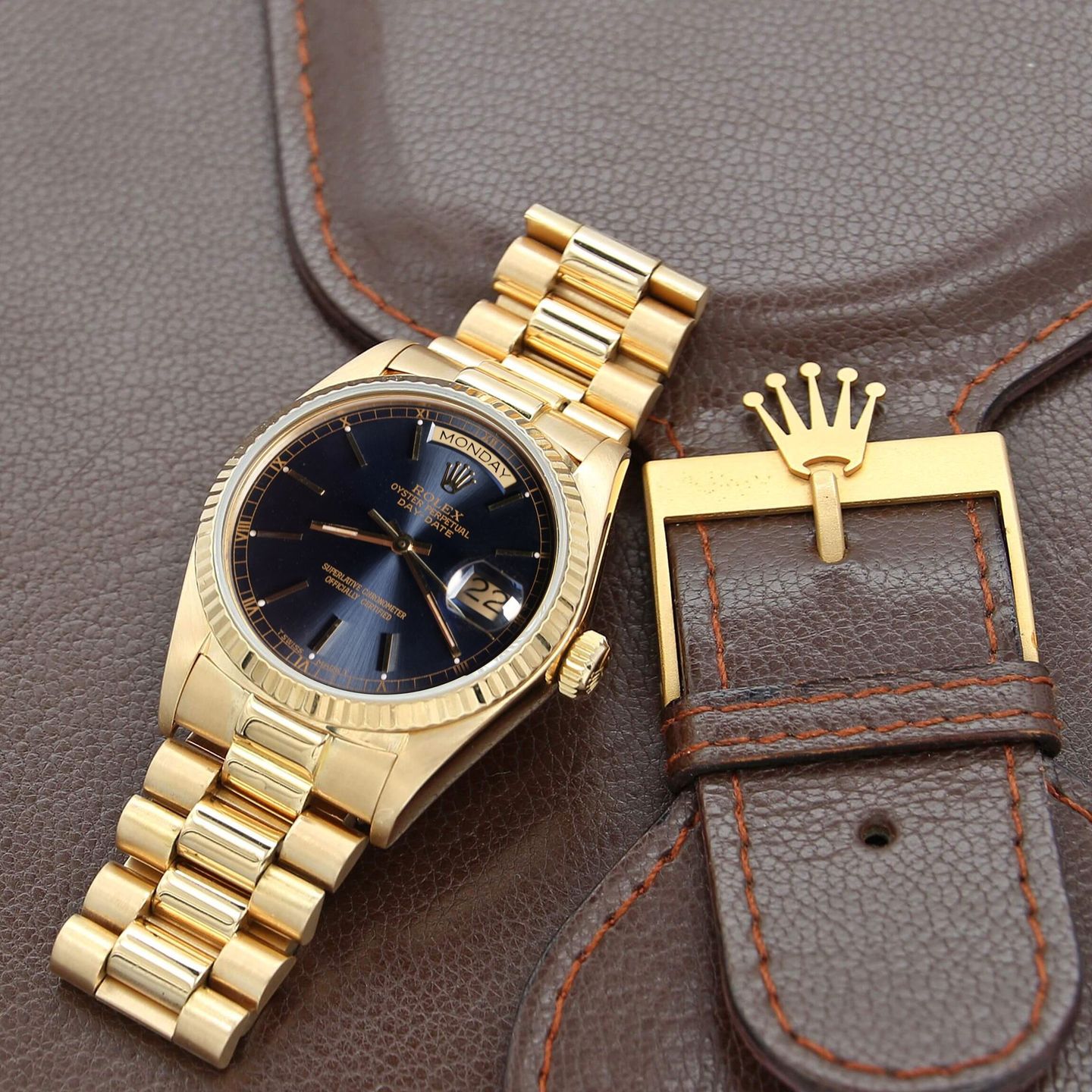 Rolex Day-Date 36 18038 (Unknown (random serial)) - Blue dial 36 mm Yellow Gold case (4/6)