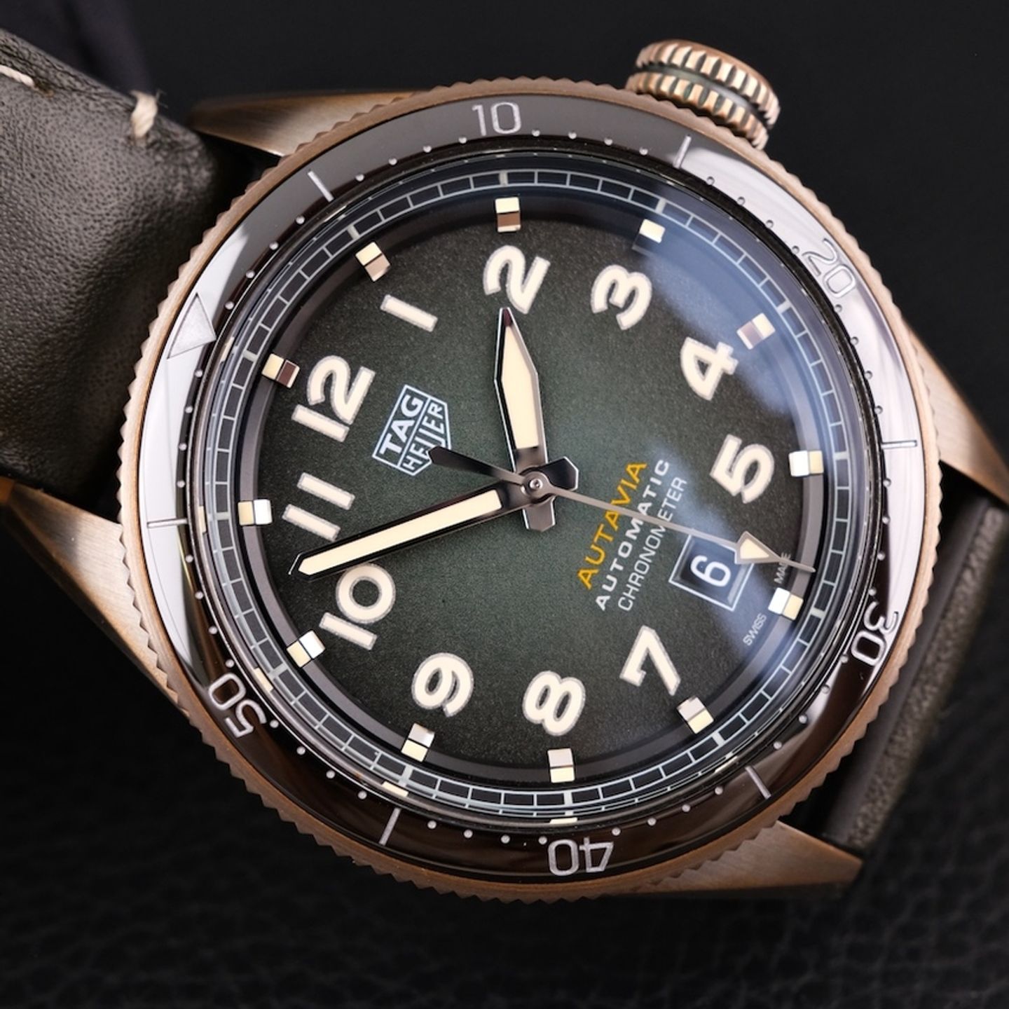 TAG Heuer Autavia WBE5190.FC8268 (2021) - Green dial 42 mm Bronze case (5/8)