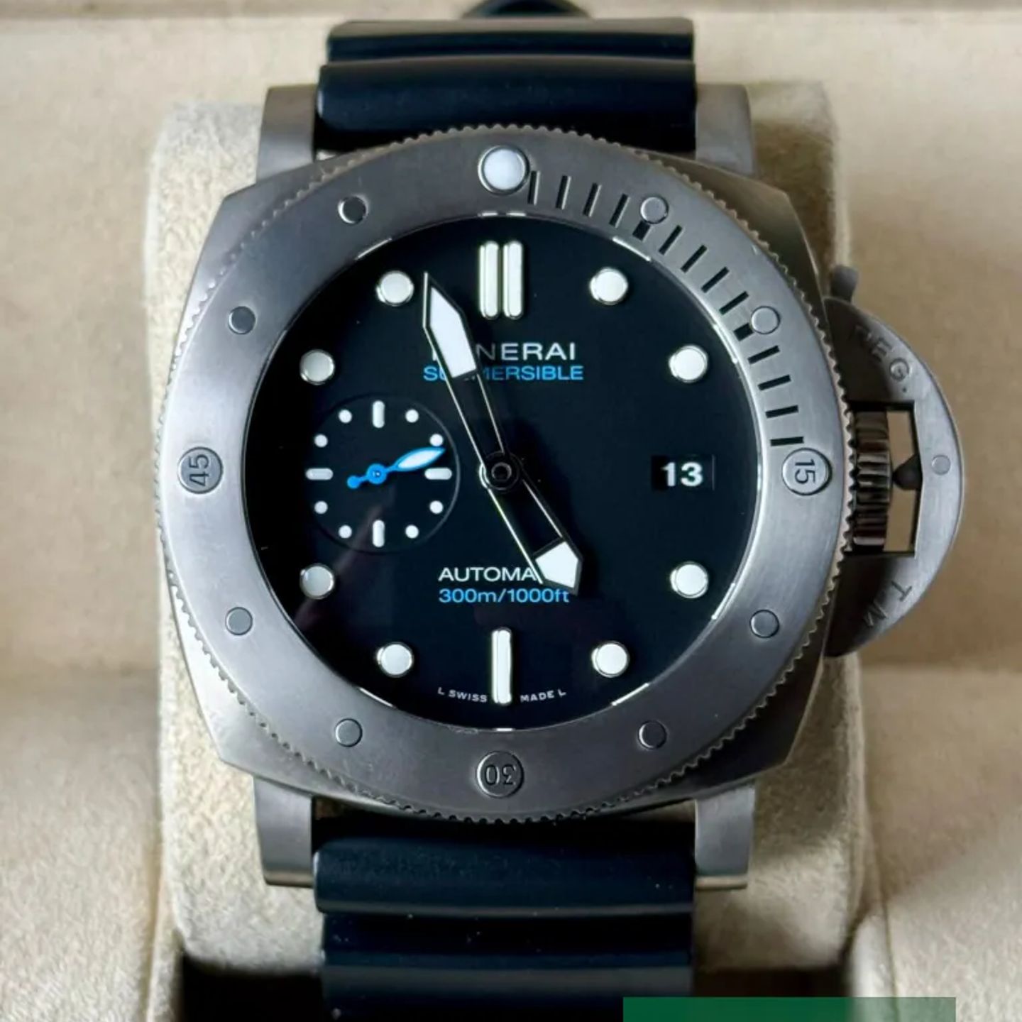 Panerai Luminor Submersible 1950 3 Days Automatic PAM02305 - (2/7)