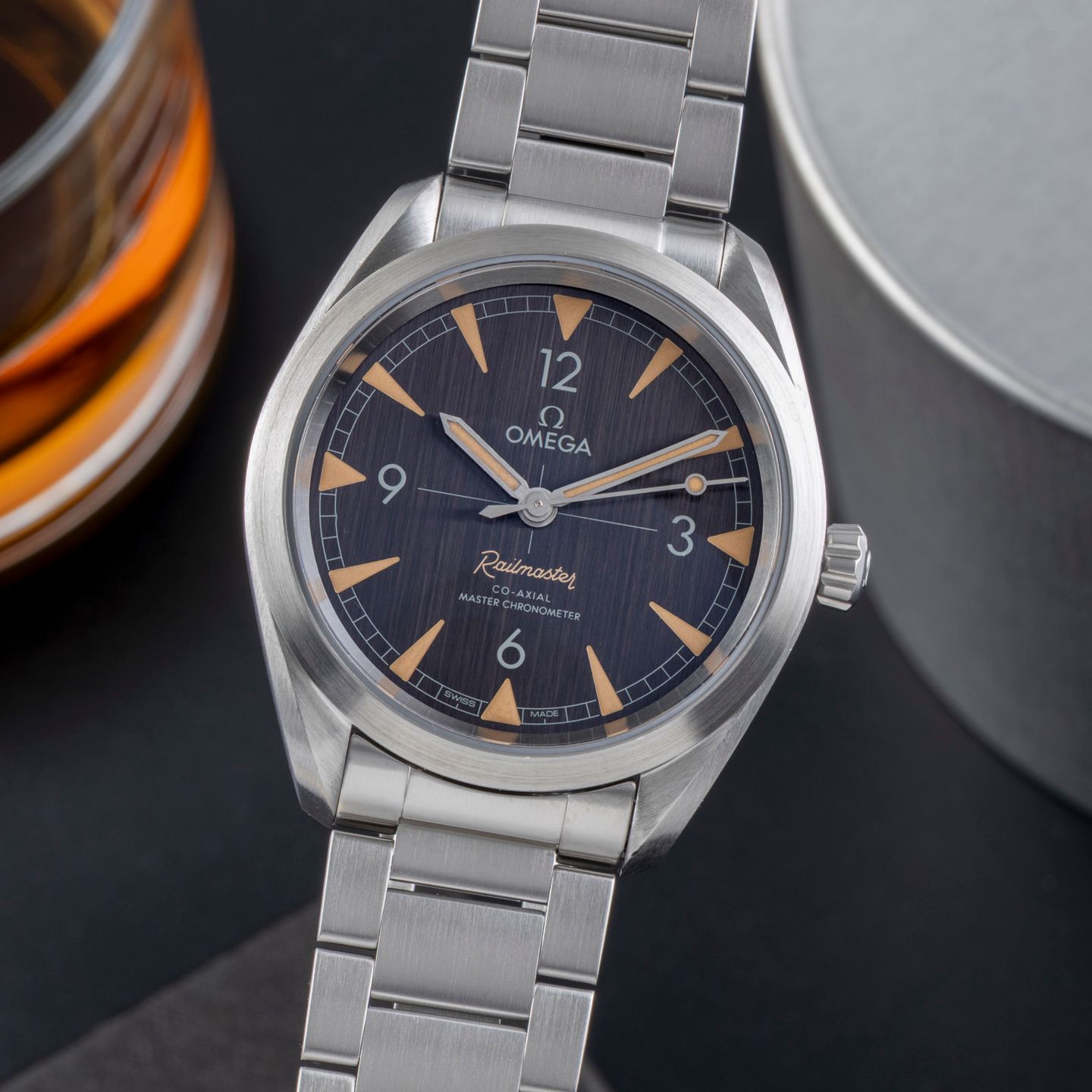 Omega Seamaster Railmaster 220.10.40.20.01.001 - (3/8)