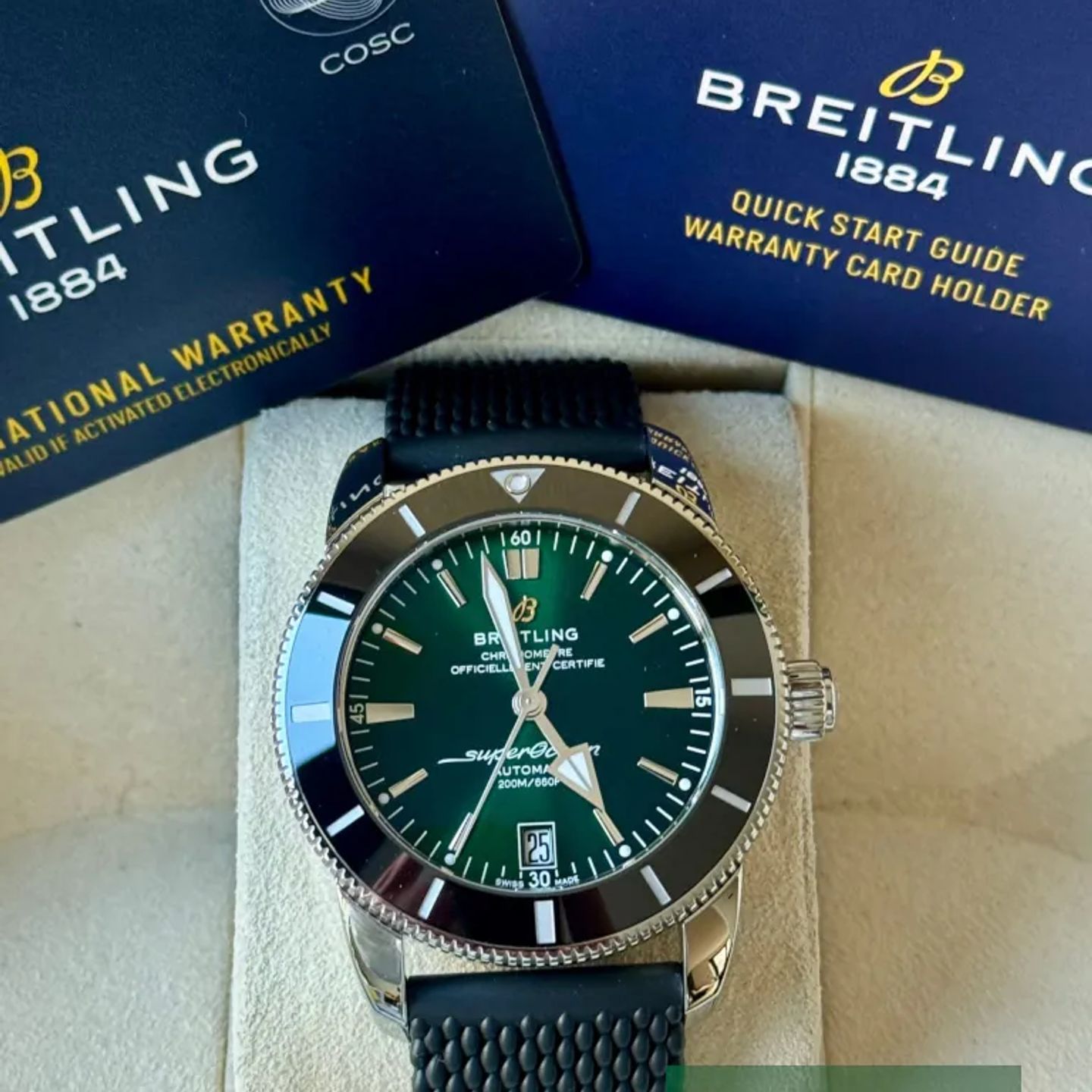 Breitling Superocean Heritage II 42 AB2010121L1S1 (2023) - Green dial 42 mm Steel case (7/7)