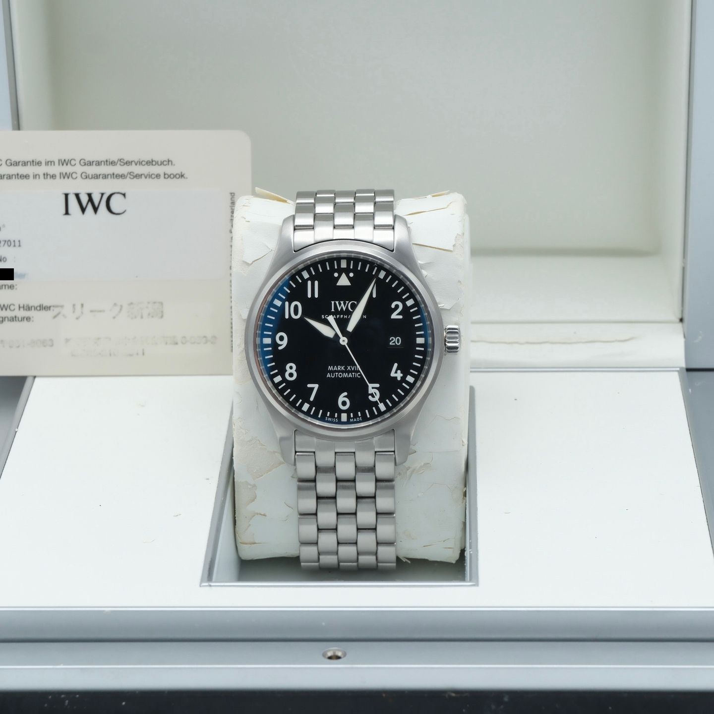IWC Pilot Mark IW327011 (2016) - Grey dial 40 mm Steel case (3/8)