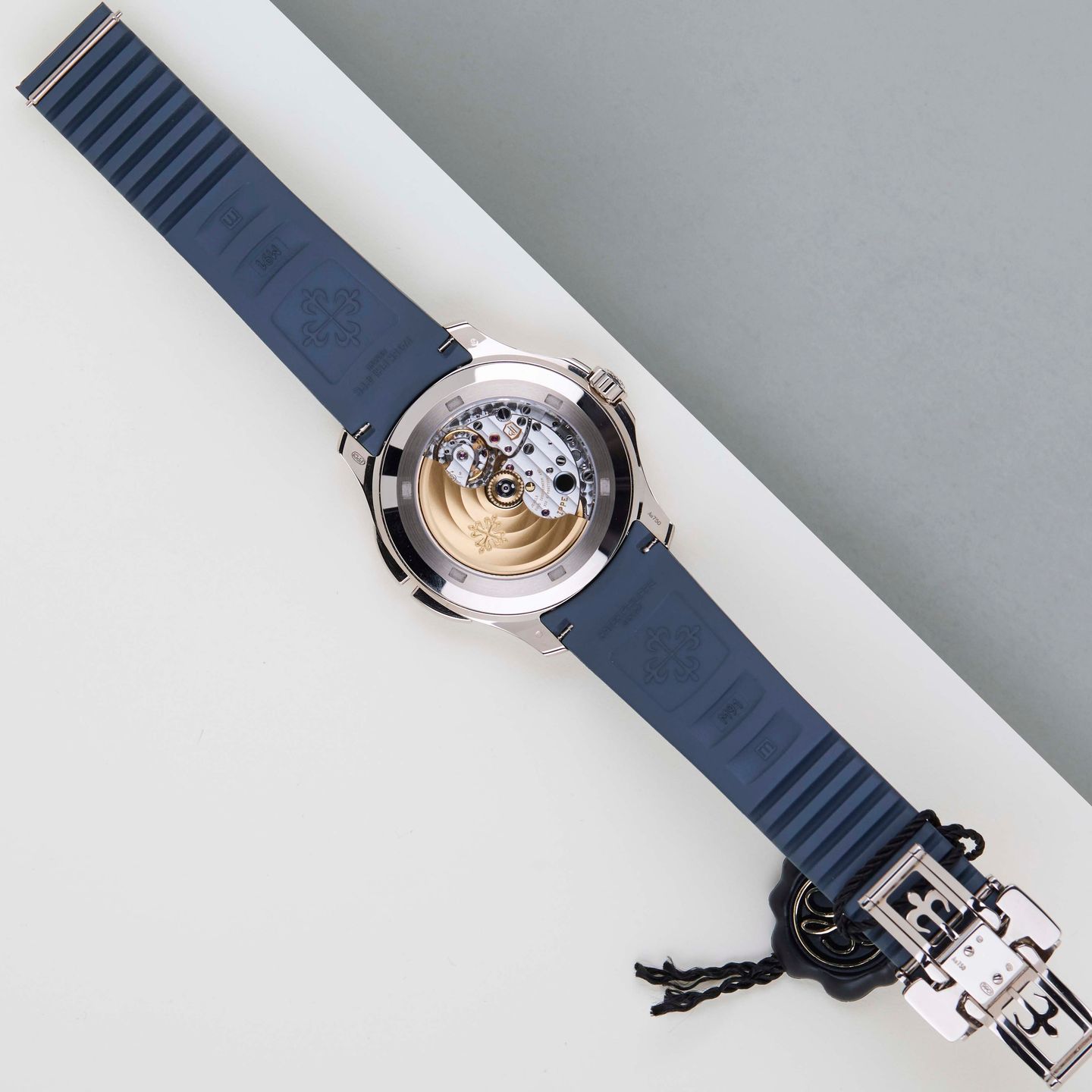 Patek Philippe Aquanaut 5164G-001 (2024) - Blue dial 41 mm White Gold case (6/8)