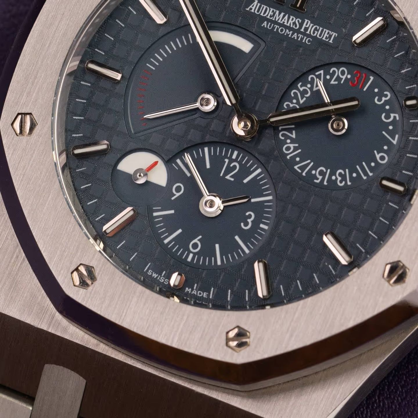 Audemars Piguet Royal Oak Dual Time 26120ST.OO.1220ST.02 (Unknown (random serial)) - Blue dial 39 mm Steel case (4/4)