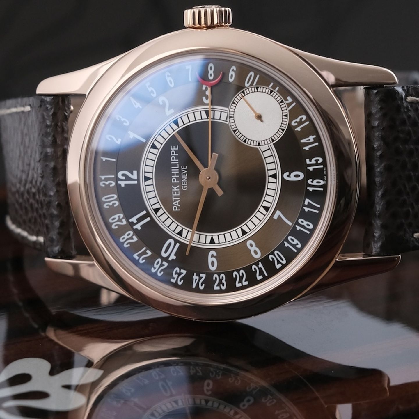 Patek Philippe Calatrava 6000R-001 (2011) - Bruin wijzerplaat 37mm Roségoud (1/8)