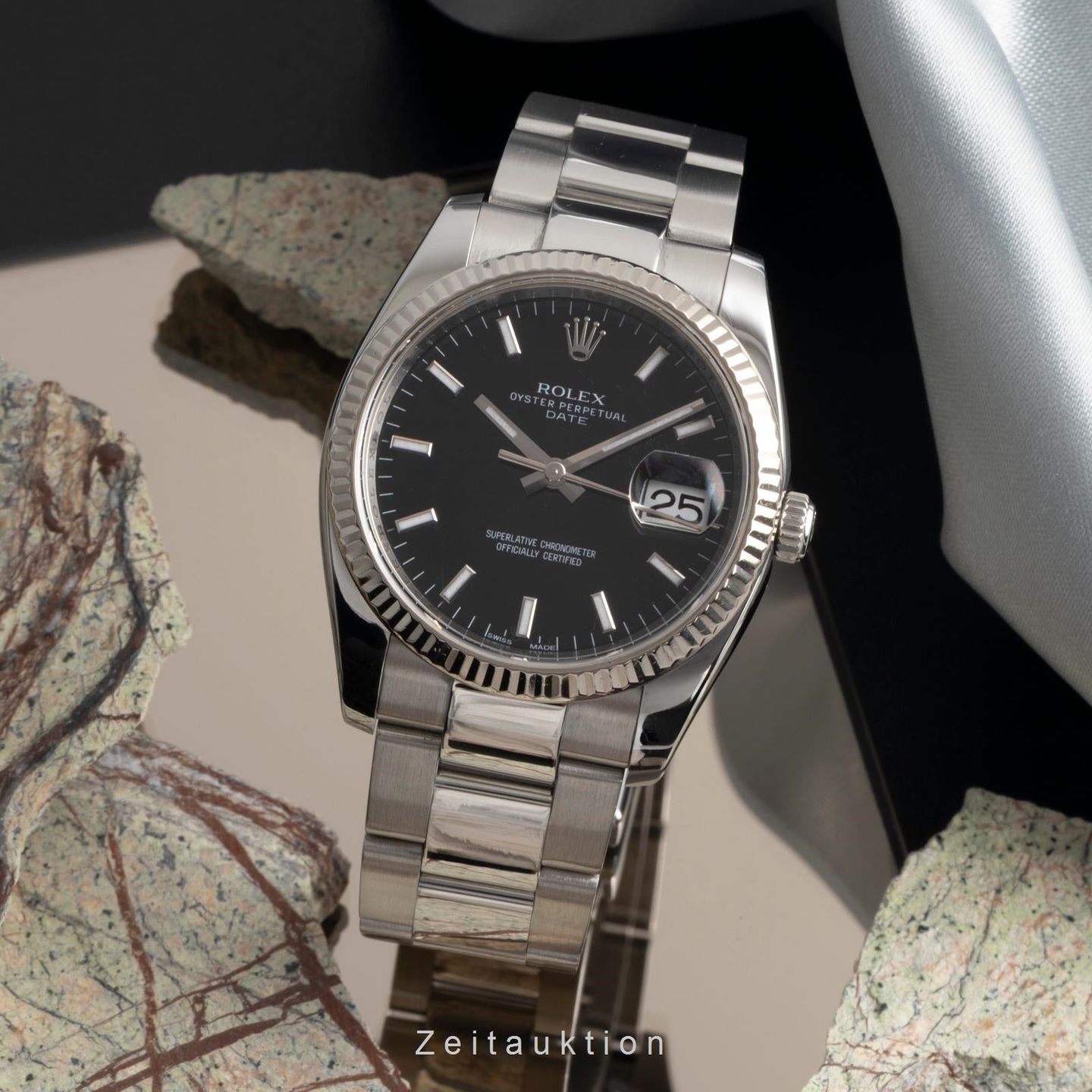 Rolex Oyster Perpetual Date 115234 - (3/8)