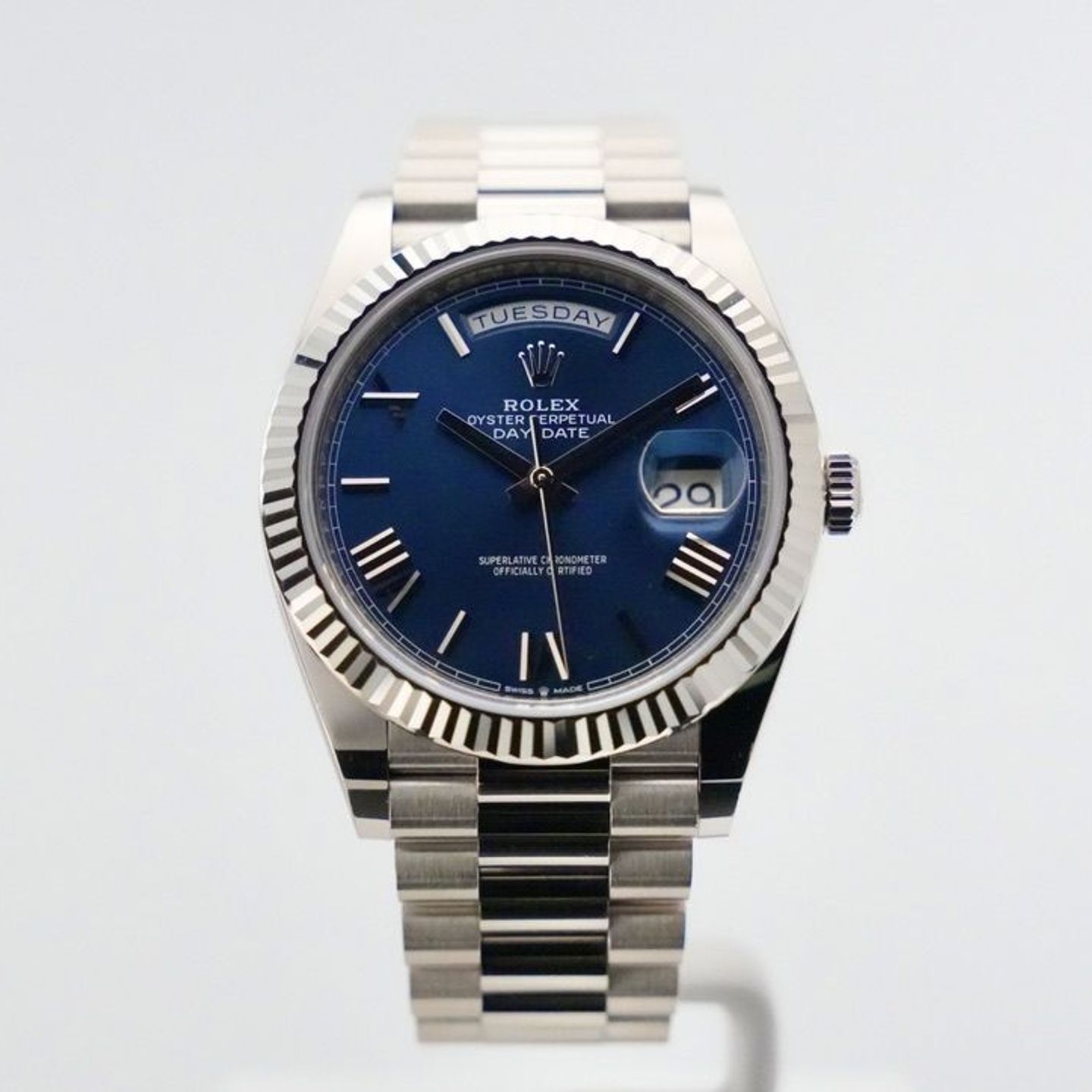 Rolex Day-Date 40 228239 (2021) - Blauw wijzerplaat 40mm Witgoud (1/8)