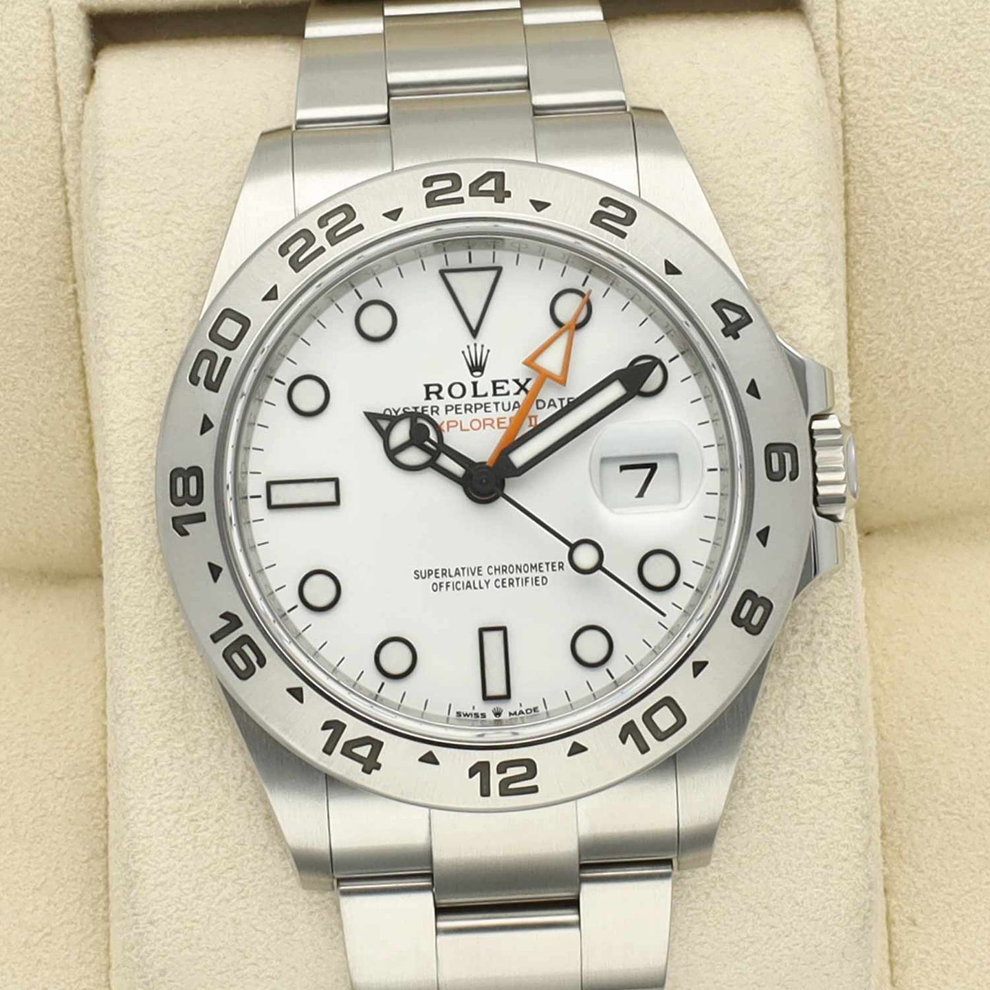 Rolex Explorer II 226570 (2022) - White dial 42 mm Steel case (1/8)