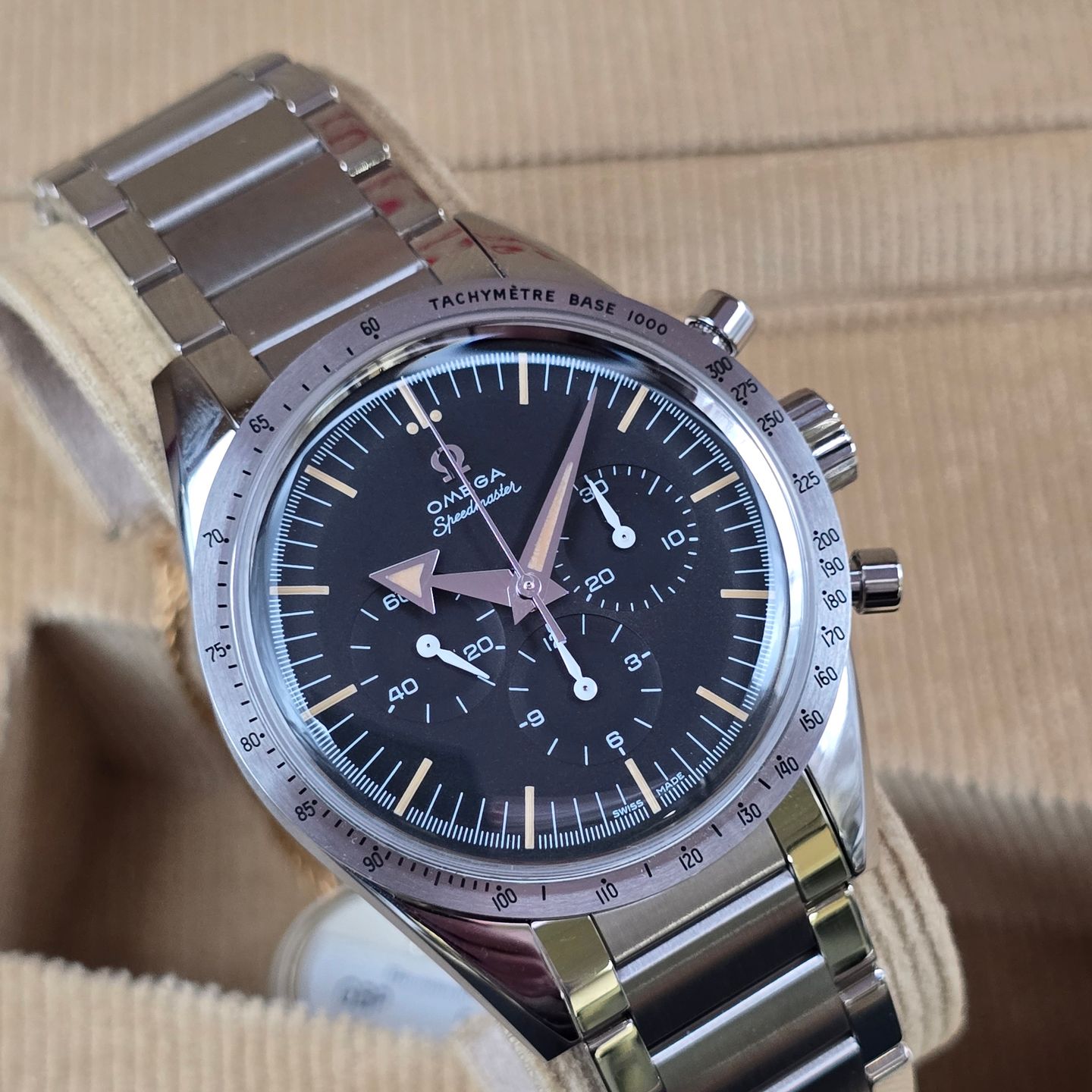 Omega Speedmaster Professional Moonwatch 311.10.39.30.01.001 - (3/6)
