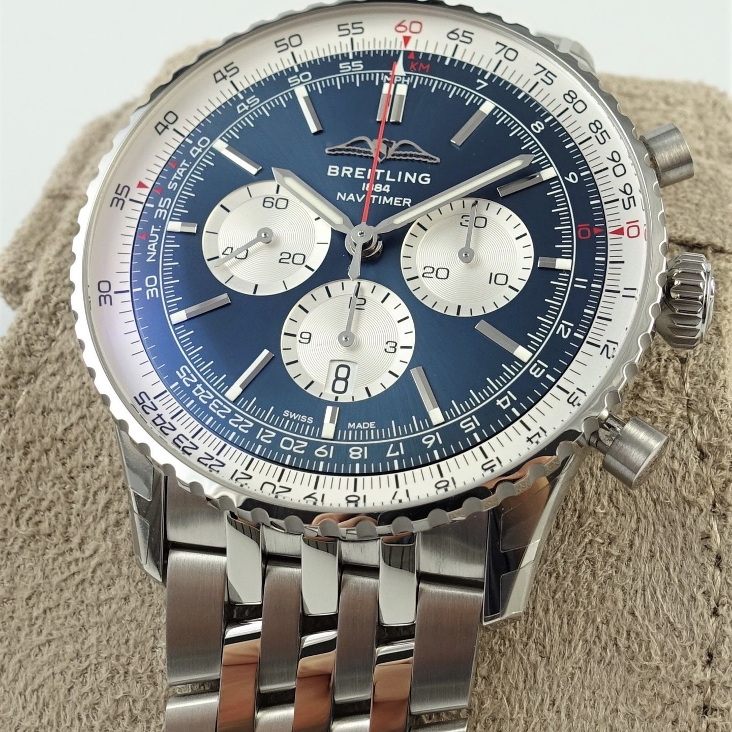 Breitling Navitimer 01 (46 MM) AB0137211C1A1 - (3/8)