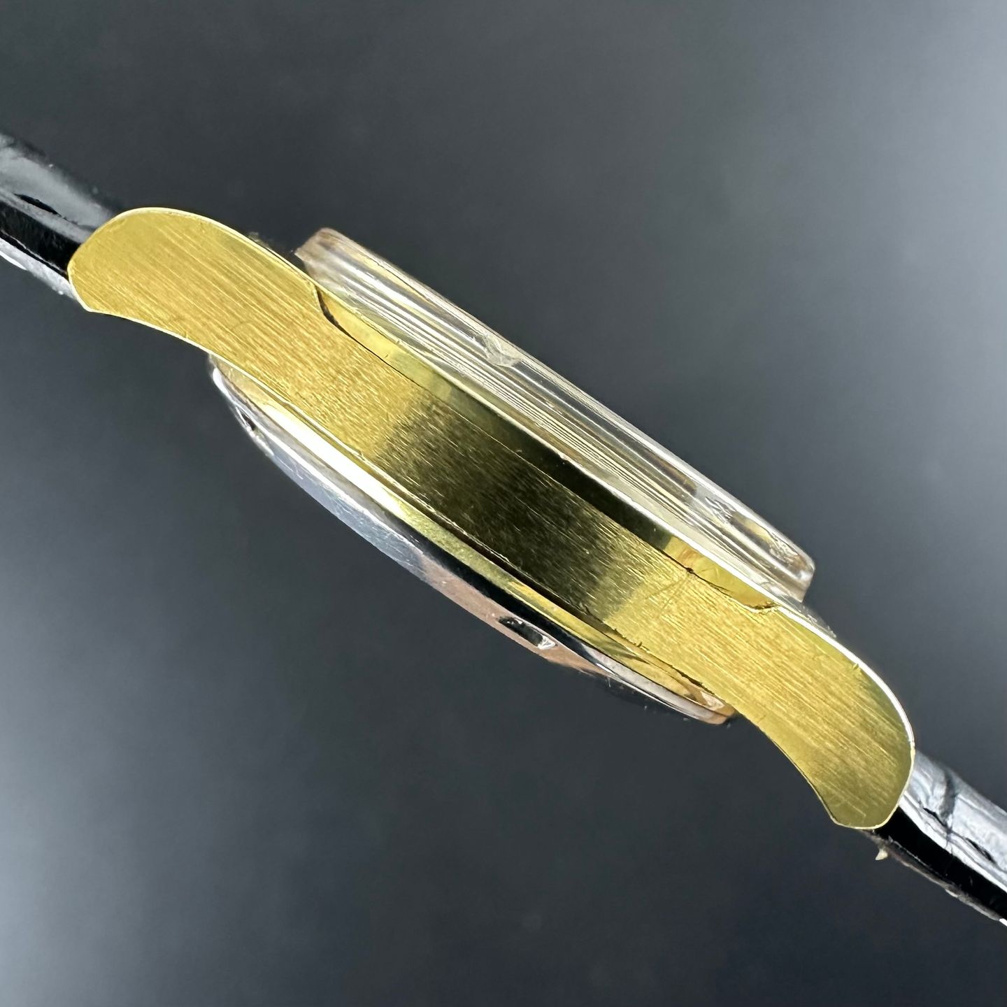 Omega Genève 166.0169 (1972) - White dial 36 mm Gold/Steel case (6/8)