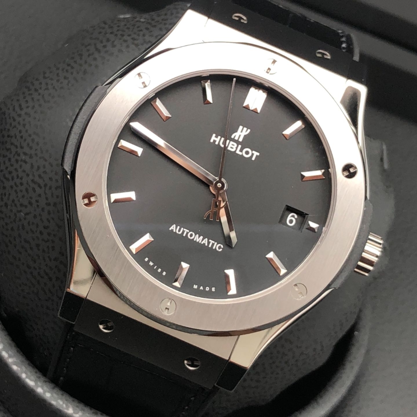 Hublot Classic Fusion 511.NX.1171.LR (2023) - Zwart wijzerplaat 45mm Titanium (4/6)