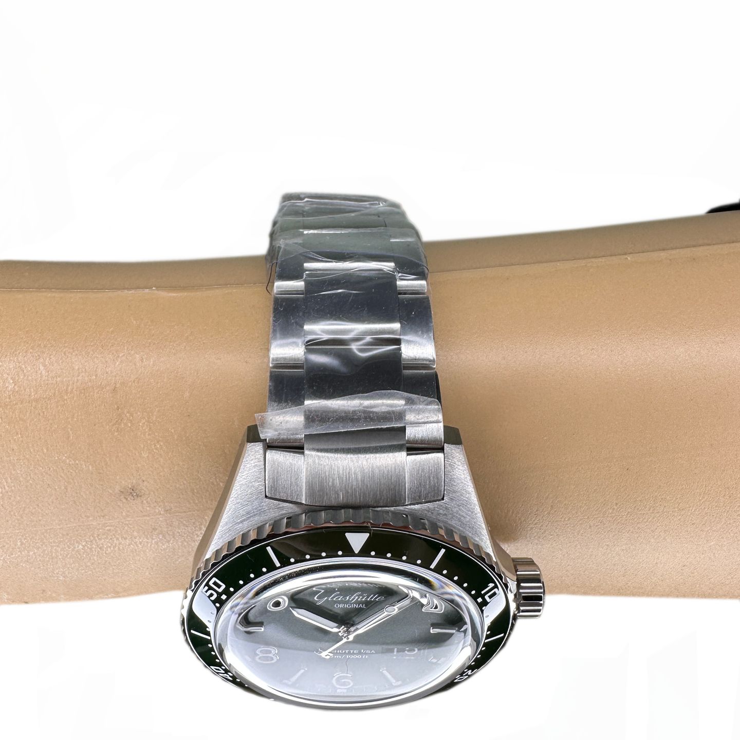 Glashütte Original SeaQ Panorama Date 1-36-13-07-83-70 (2024) - Groen wijzerplaat 43mm Staal (7/8)