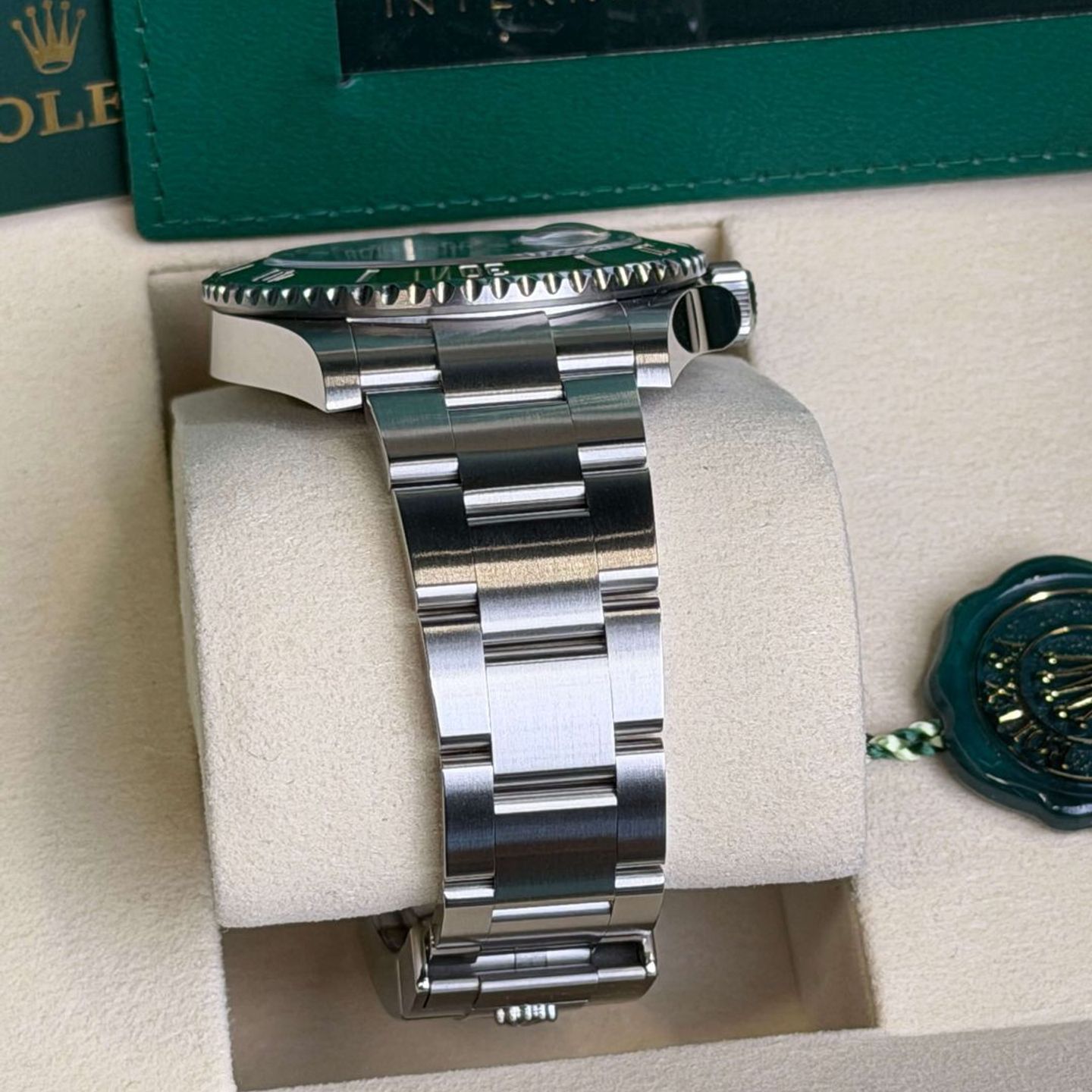 Rolex Submariner Date 126610LV - (4/6)