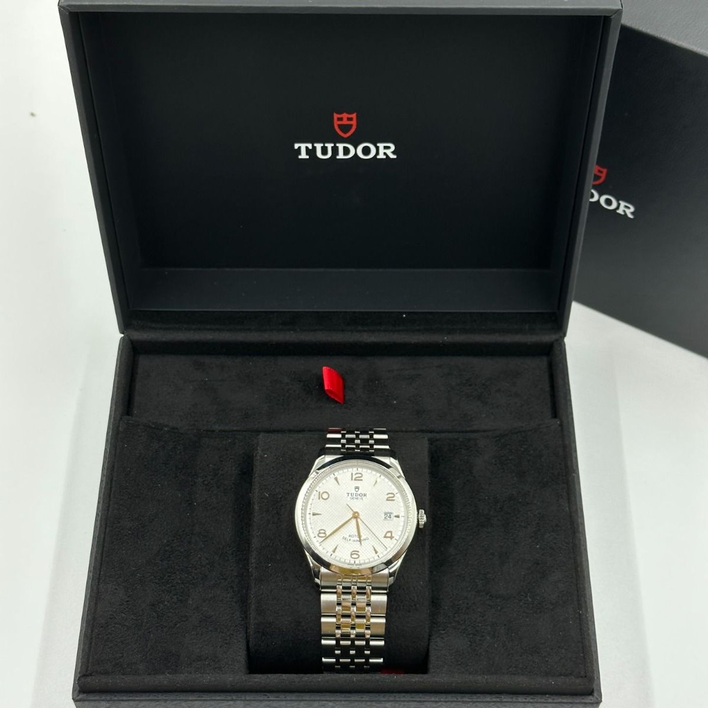 Tudor 1926 91550-0001 (2024) - Silver dial 39 mm Steel case (4/8)