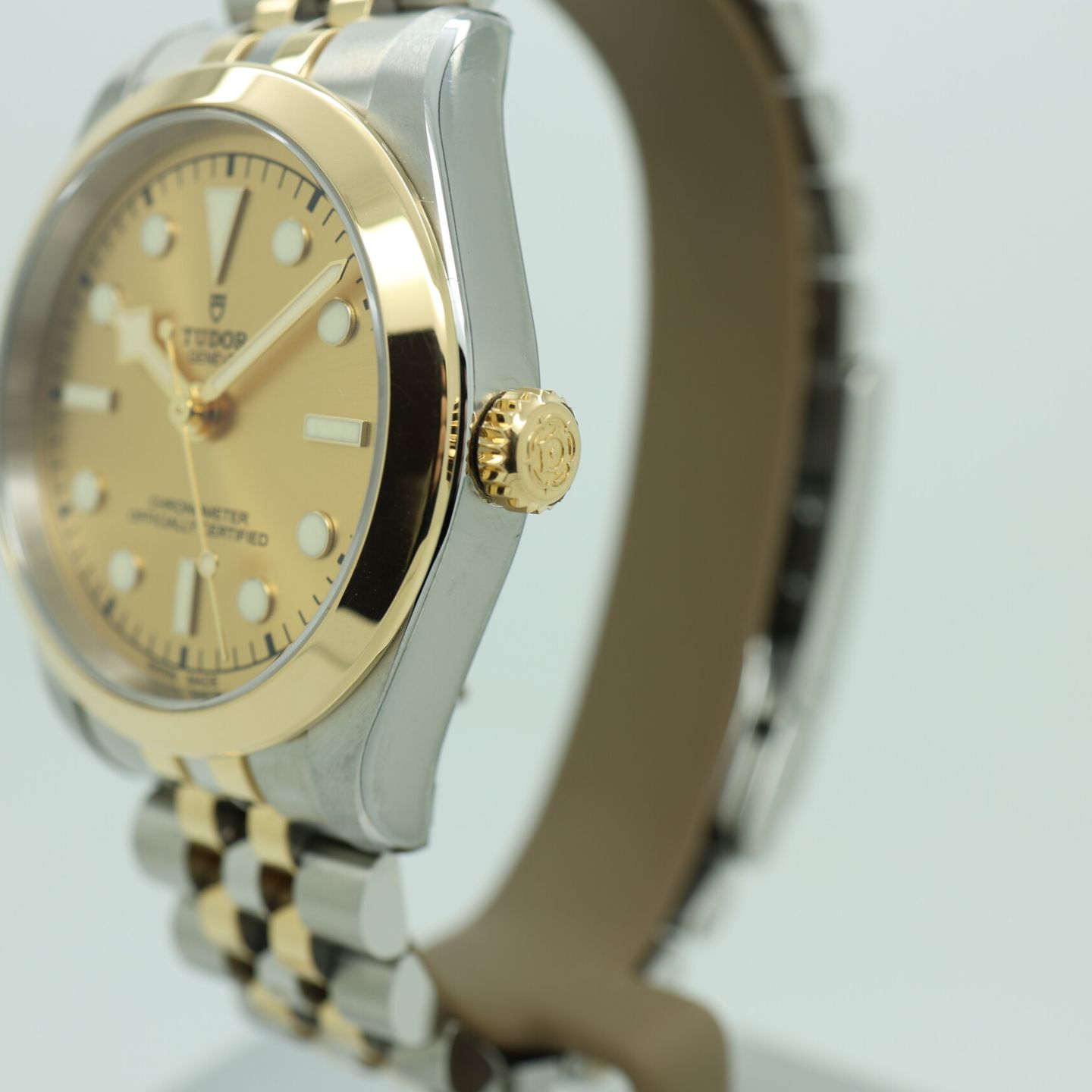 Tudor Black Bay S&G 79643 - (3/8)