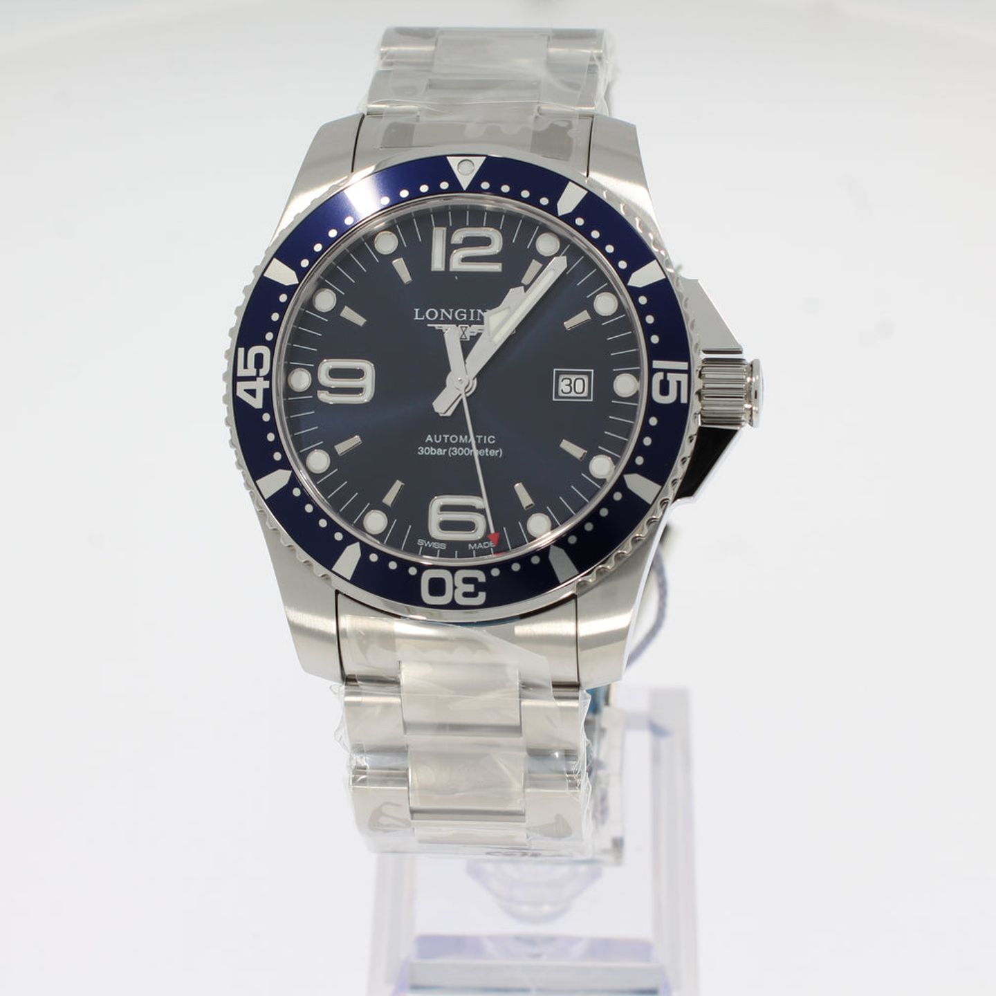 Longines HydroConquest L3.841.4.96.6 (2025) - Blue dial 44 mm Steel case (1/4)