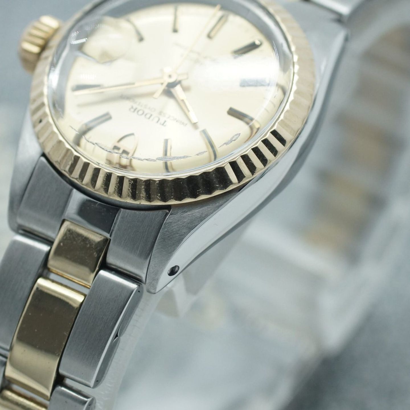 Tudor Prince Date 92413 (1990) - Champagne dial 25 mm Gold/Steel case (8/8)