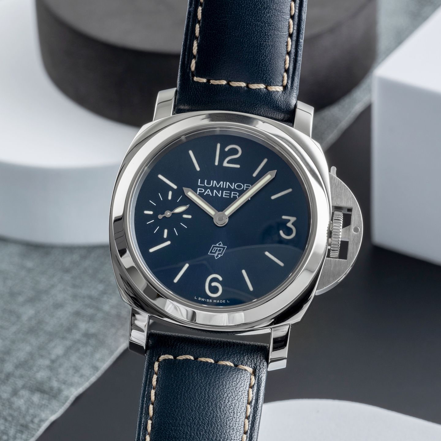 Panerai Luminor PAM01085 (Unknown (random serial)) - Blue dial 44 mm Steel case (3/8)
