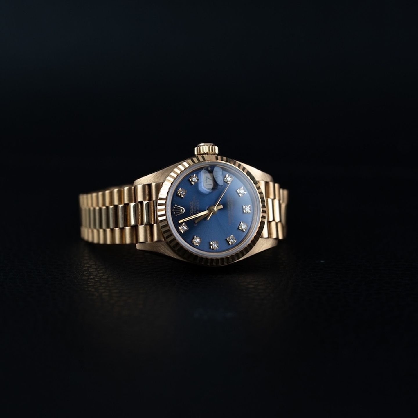 Rolex Lady-Datejust 69178 (1990) - Blue dial 26 mm Yellow Gold case (3/8)