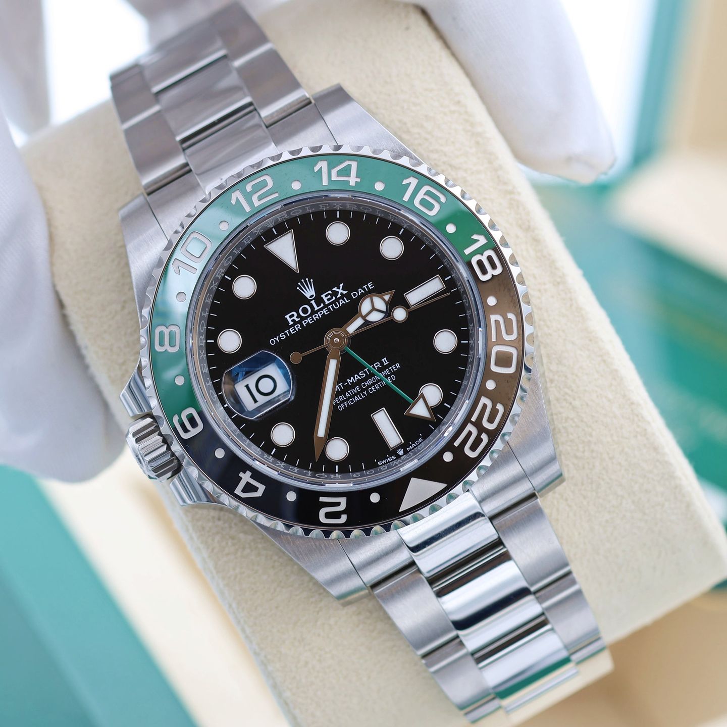 Rolex GMT-Master II 126710BLRO (2023) - Black dial 40 mm Steel case (4/8)