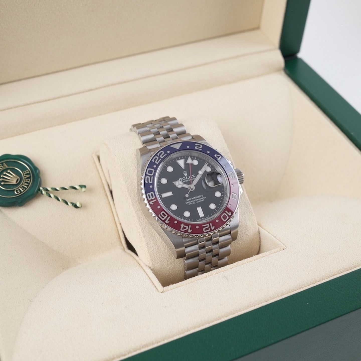 Rolex GMT-Master II 126710BLRO - (2/8)