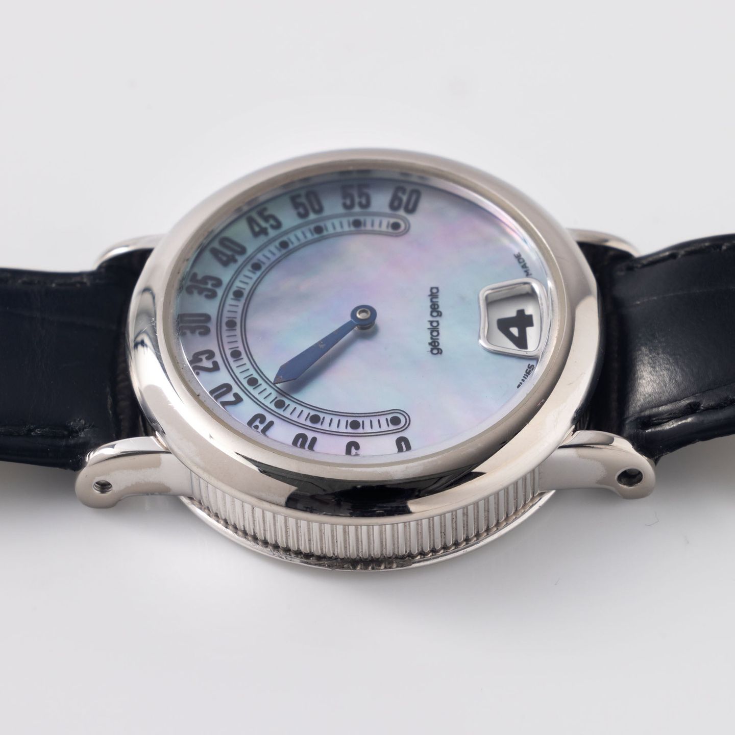 Gérald Genta Unknown G.35247 (1990) - Pearl dial 28 mm White Gold case (5/6)