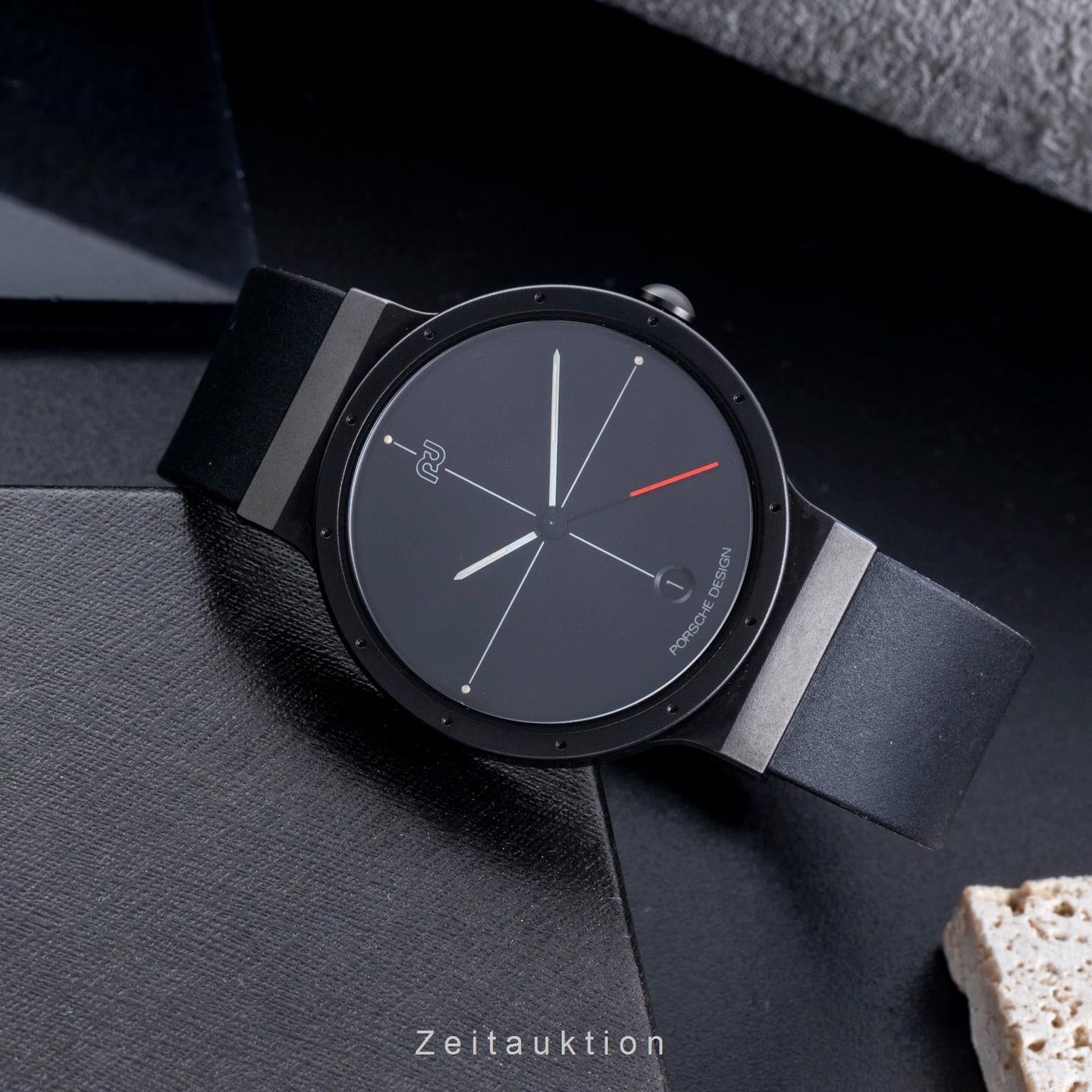 IWC Porsche Design IW3330 (1995) - Zwart wijzerplaat 32mm Titanium (2/8)