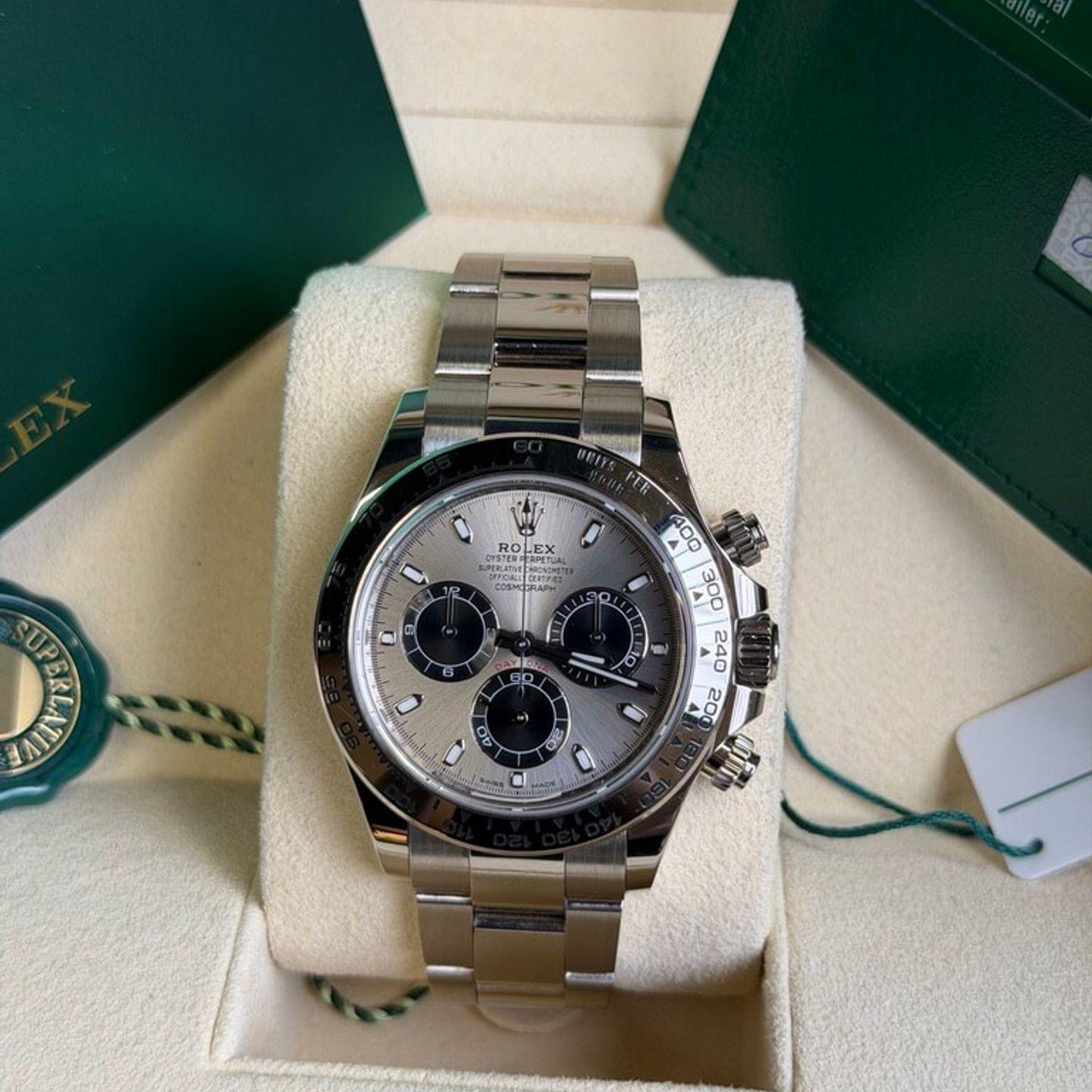 Rolex Daytona 116509 (2020) - Grey dial 40 mm White Gold case (3/8)