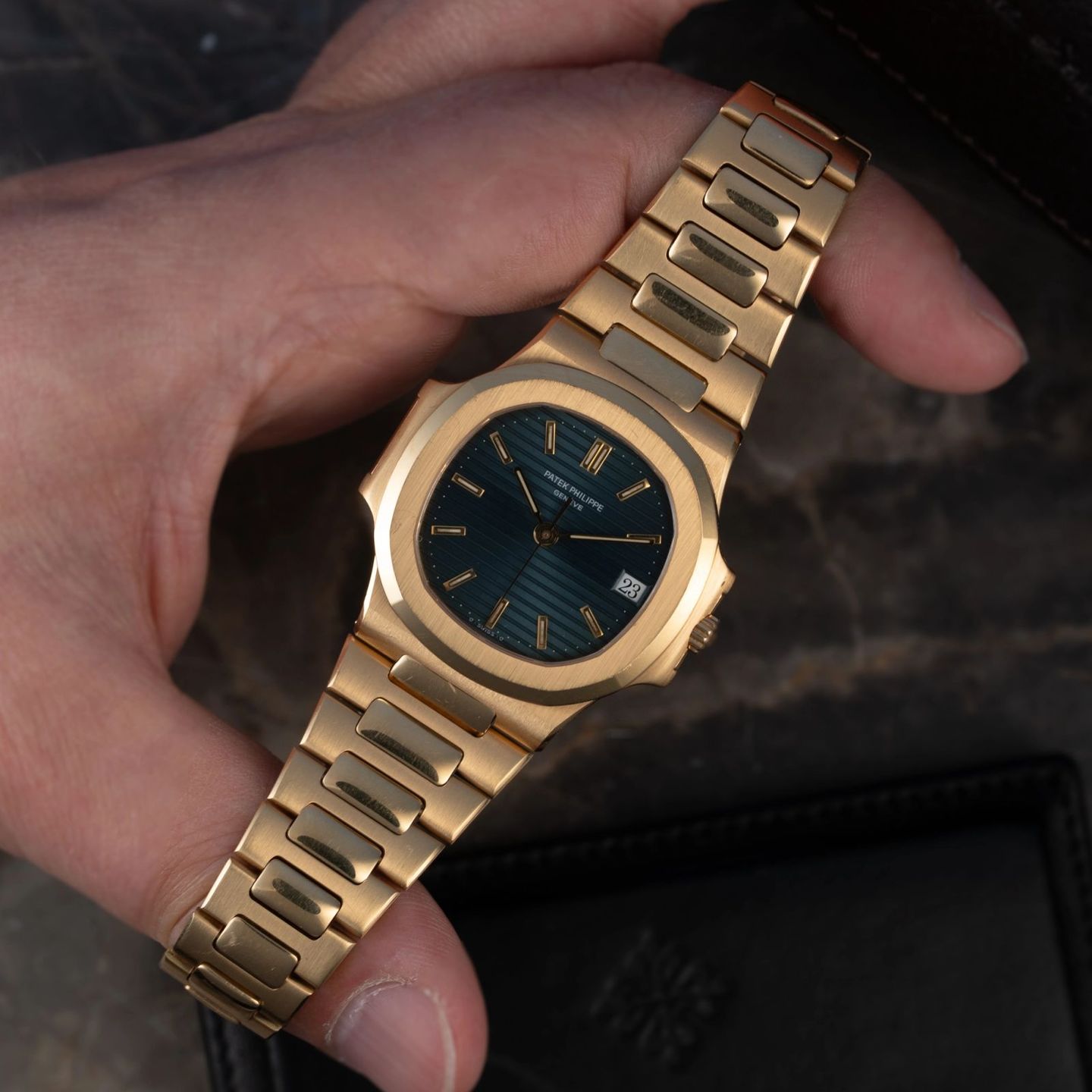 Patek Philippe Nautilus 3800J - (3/8)
