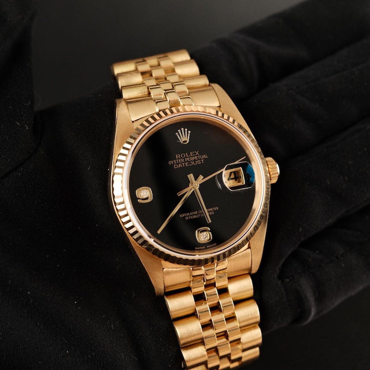 Rolex Datejust 36 16018 (1980) - Black dial 36 mm Yellow Gold case (1/8)