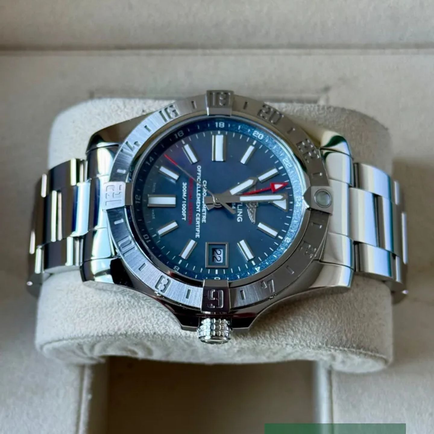 Breitling Avenger II GMT A3239011/C930 - (4/7)