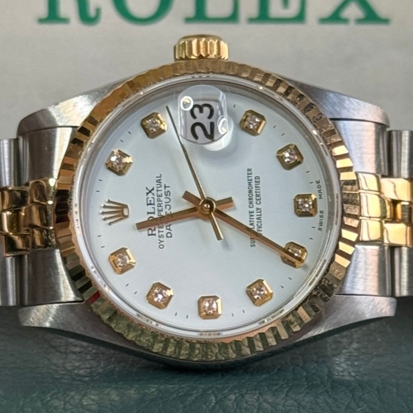 Rolex Datejust 31 68273 (1993) - White dial 31 mm Gold/Steel case (3/8)