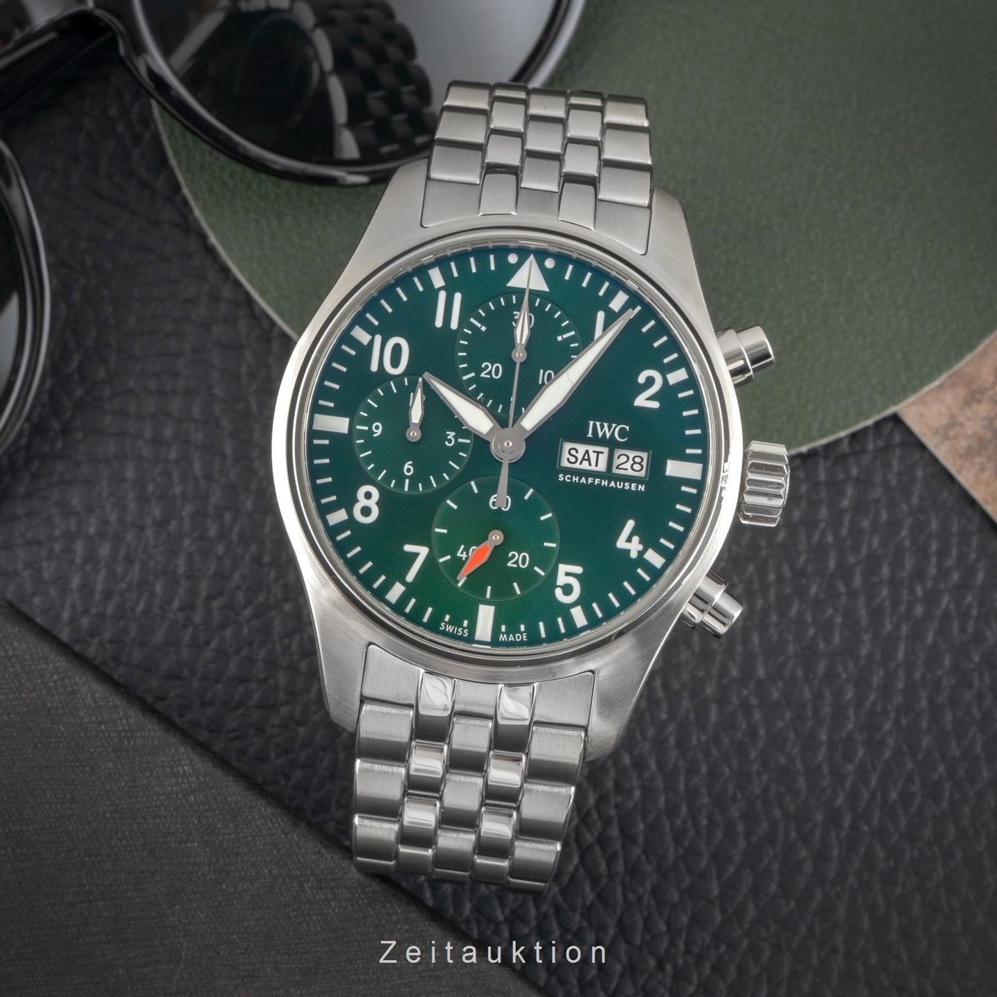 IWC Pilot Chronograph IW388103 (Unknown (random serial)) - Green dial 41 mm Steel case (3/8)
