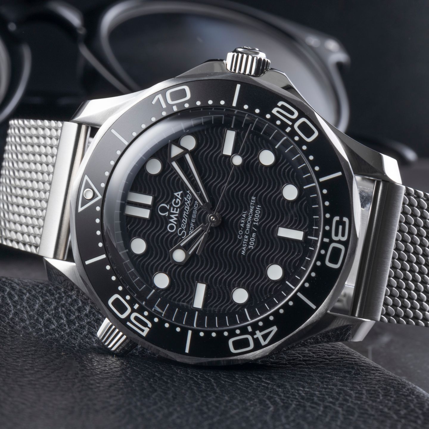 Omega Seamaster Diver 300 M 210.30.42.20.01.010 - (2/8)