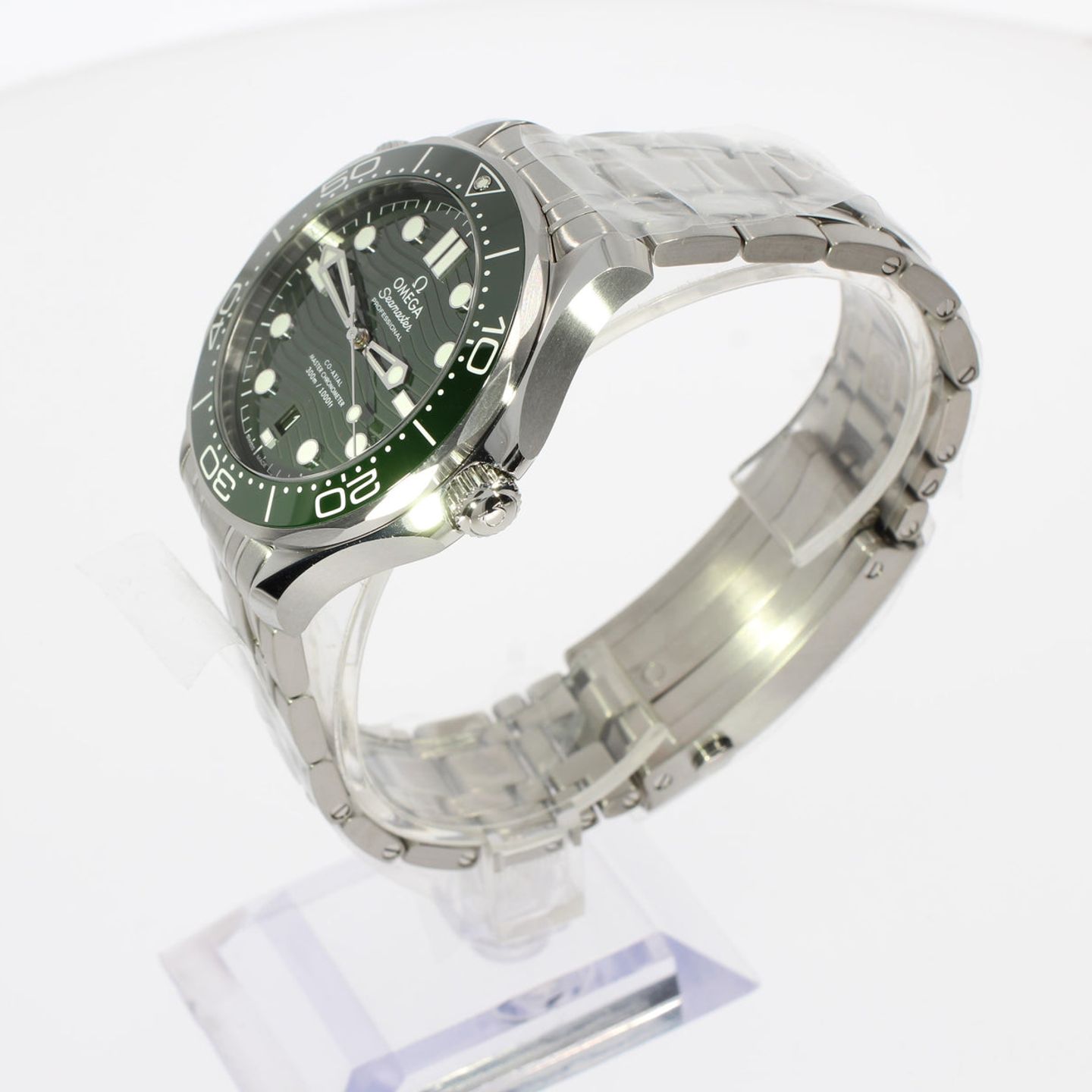 Omega Seamaster Diver 300 M 210.30.42.20.10.001 - (3/4)