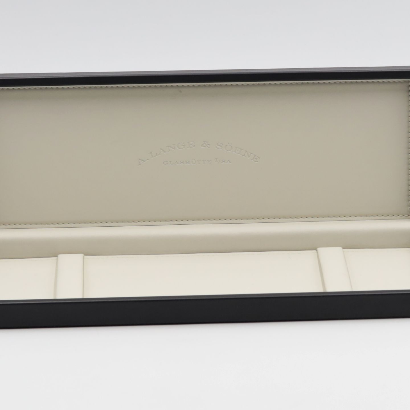 A. Lange & Söhne Saxonia 201.033 - (8/8)