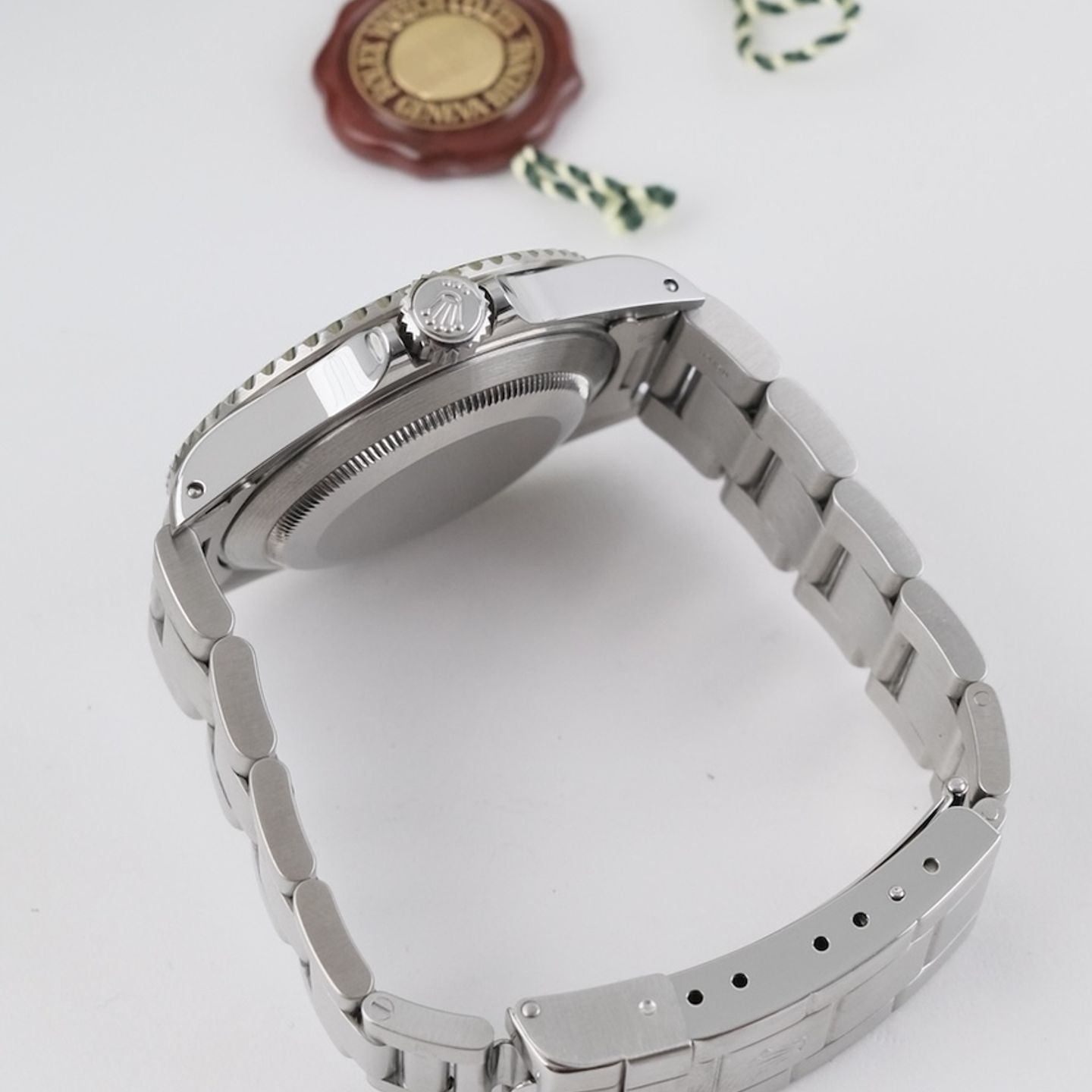 Rolex Submariner No Date 14060M (2019) - Black dial 40 mm Steel case (6/8)