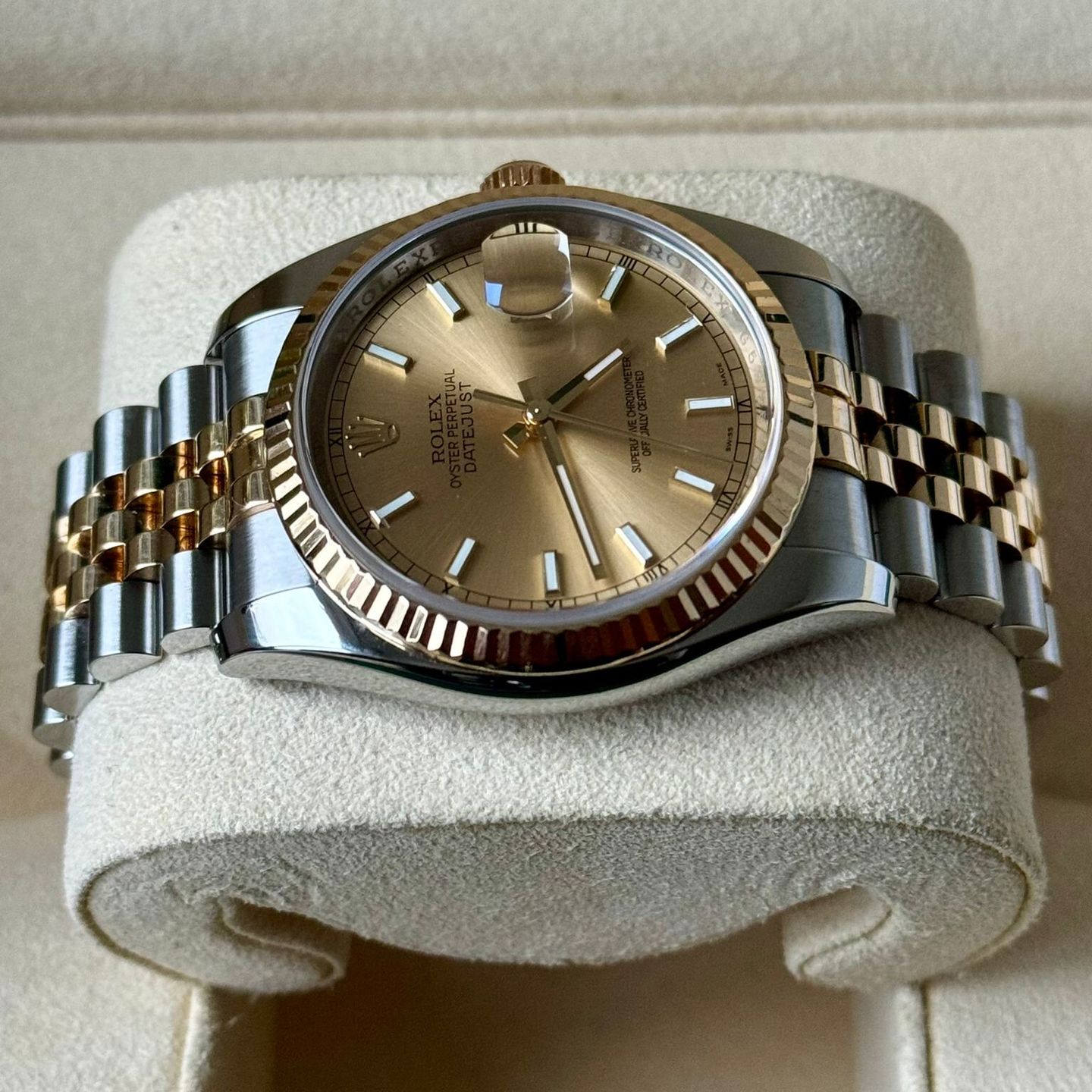 Rolex Datejust 36 116233 (2012) - Champagne dial 36 mm Gold/Steel case (5/7)