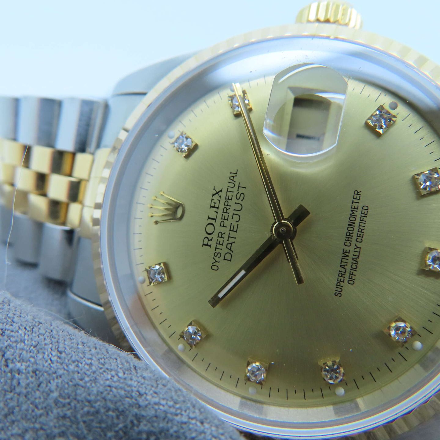 Rolex Datejust 36 16233 (1994) - Gold dial 36 mm Gold/Steel case (8/8)
