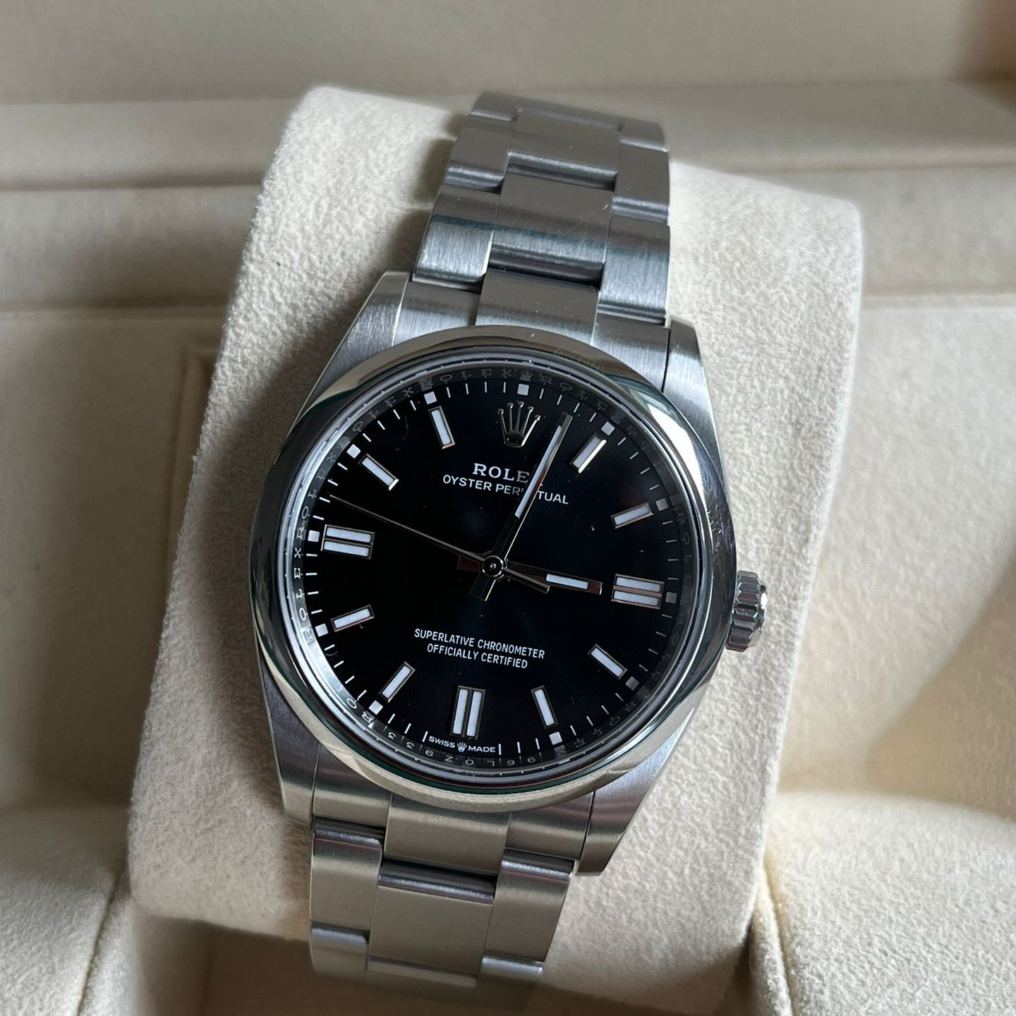 Rolex Oyster Perpetual 36 126000 (2023) - Zwart wijzerplaat 36mm Staal (2/3)