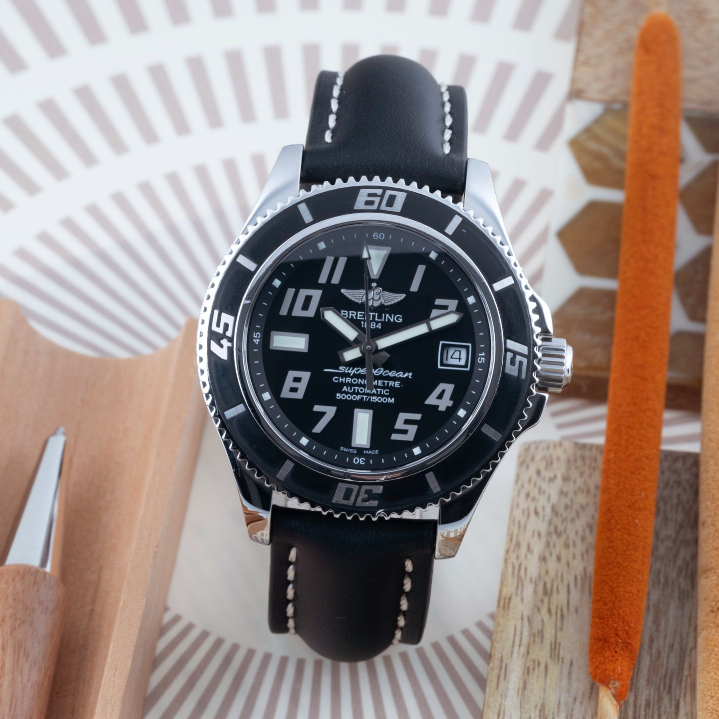 Breitling Superocean 42 A17364 - (1/8)