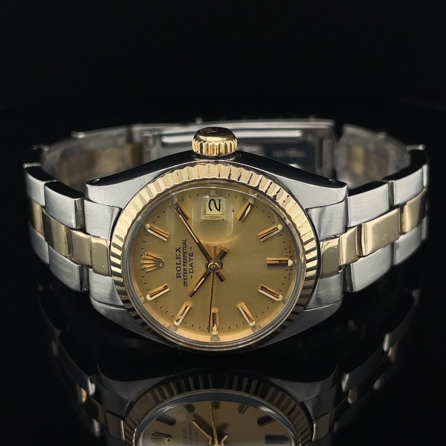 Rolex Oyster Perpetual Lady Date 6517 (1969) - Champagne dial 26 mm Gold/Steel case (7/8)