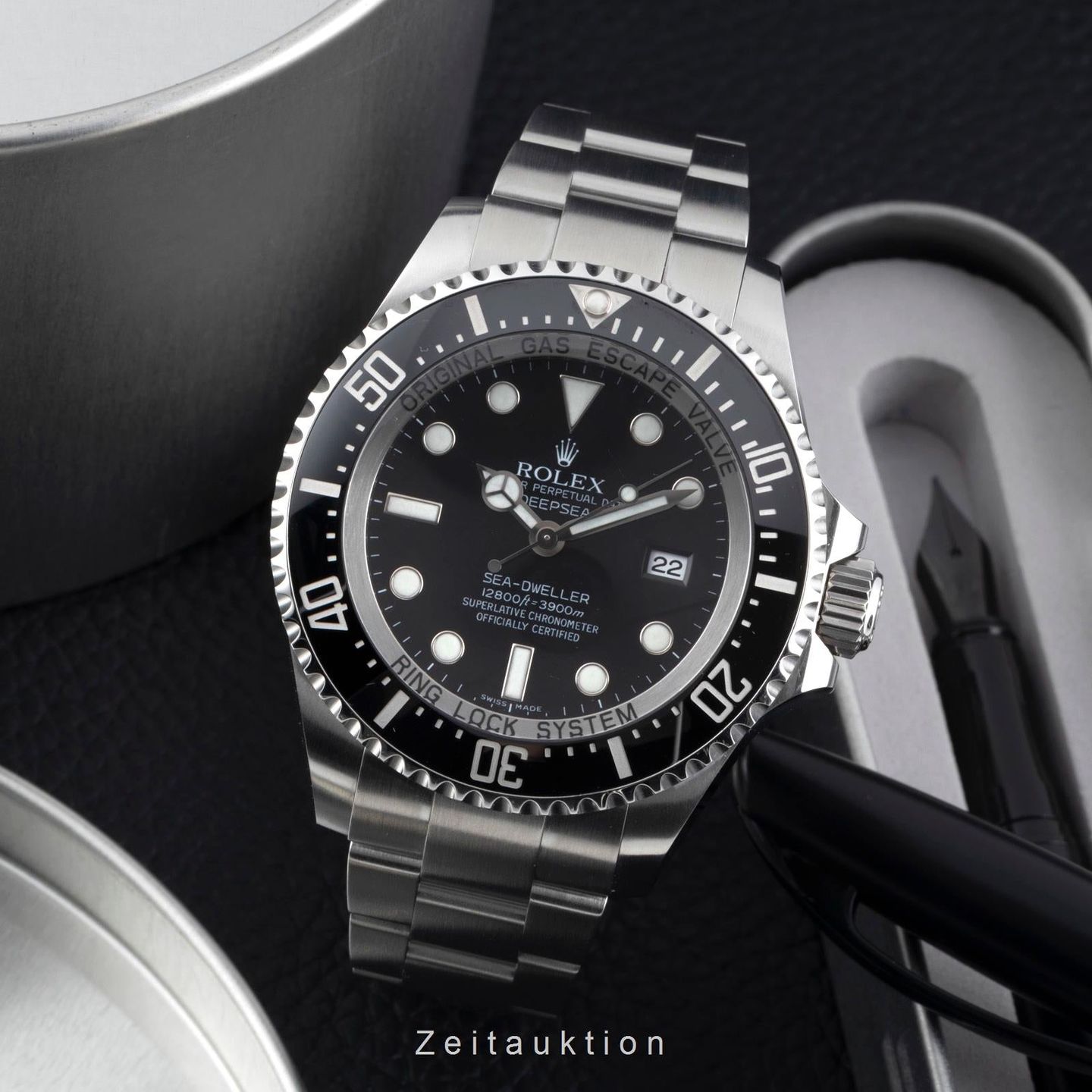 Rolex Sea-Dweller Deepsea 116660 (Onbekend (willekeurig serienummer)) - Zwart wijzerplaat 44mm Staal (3/8)