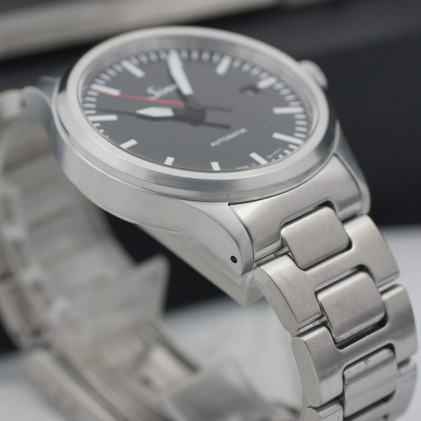 Sinn 556 556.0106 (2021) - Zwart wijzerplaat 39mm Staal (8/8)