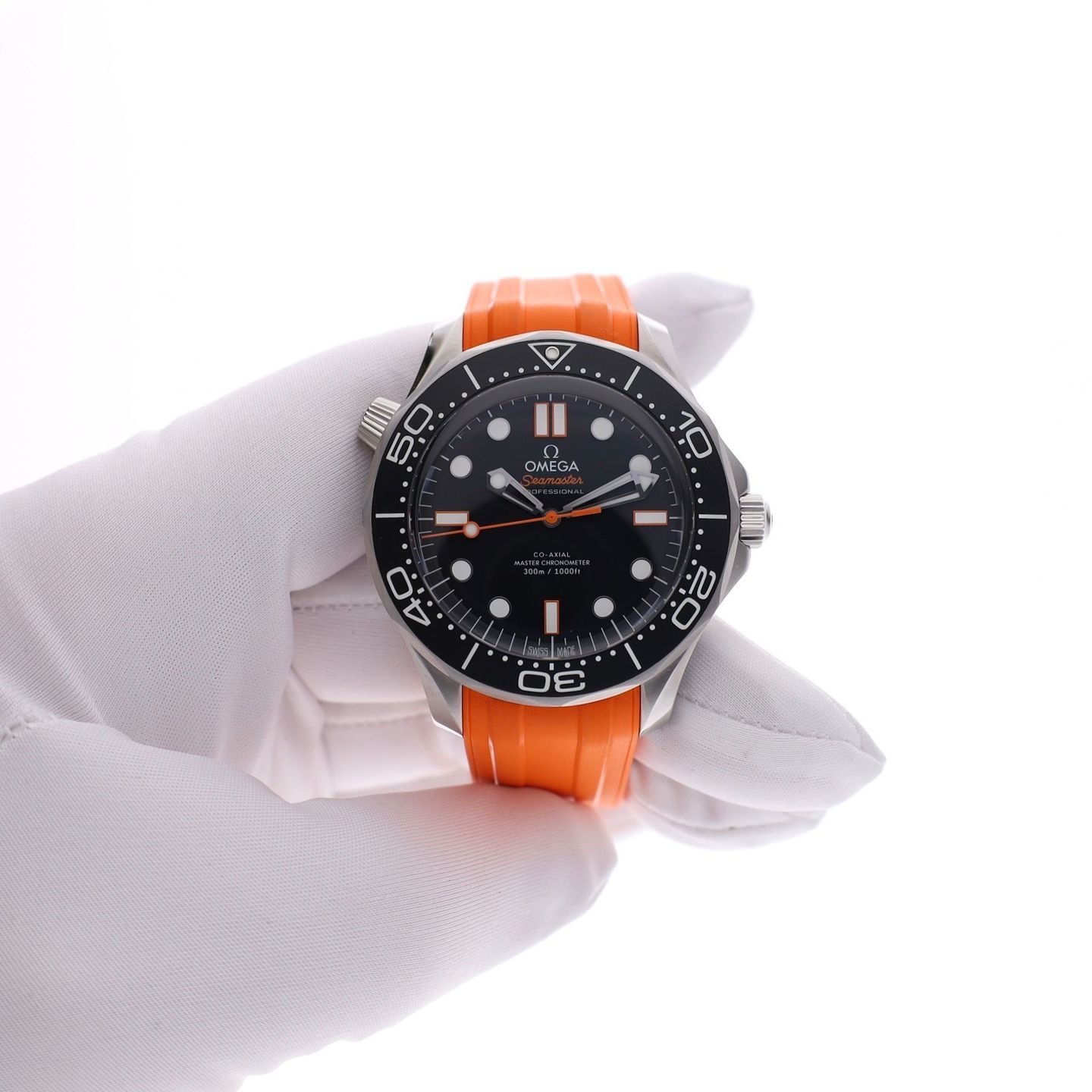 Omega Seamaster Diver 300 M 210.32.42.20.01.006 (2026) - Black dial 42 mm Steel case (2/8)