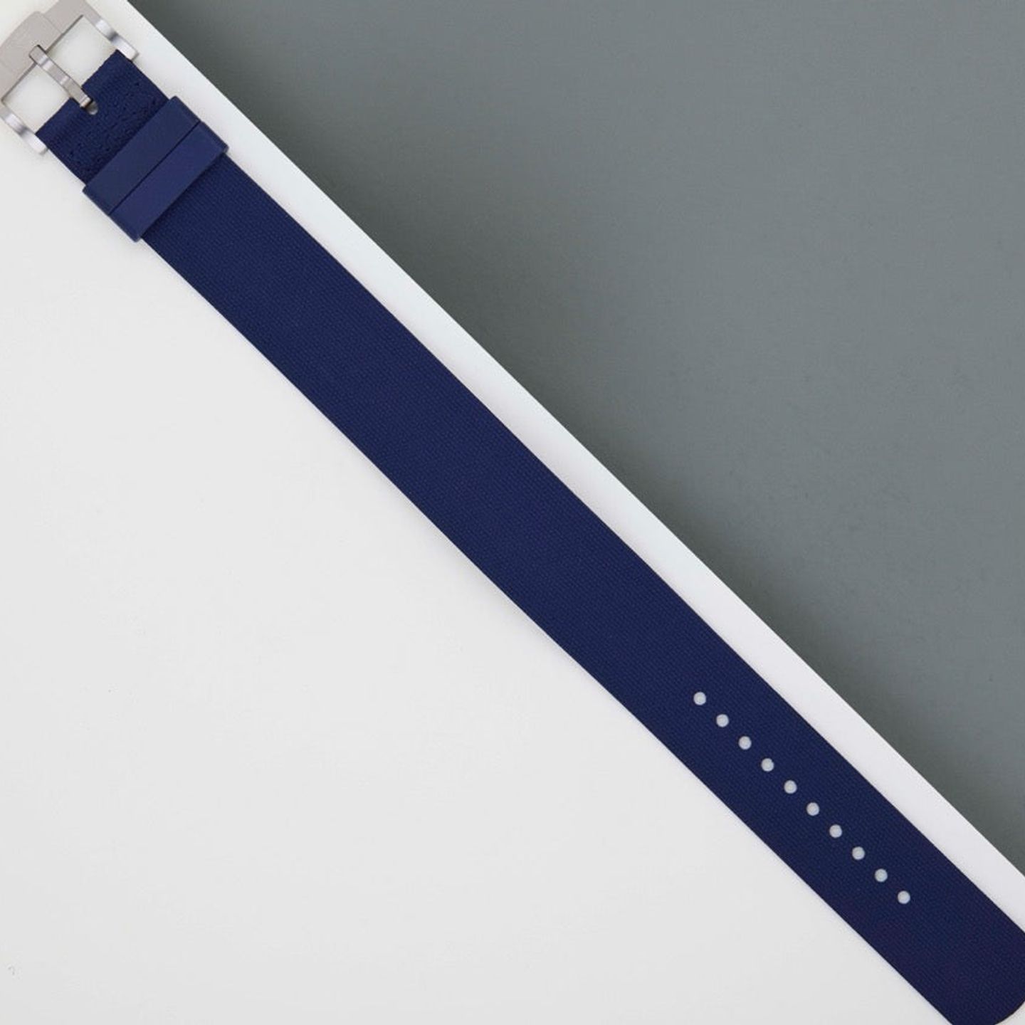 Tudor Pelagos 25707B/25 (2026) - Blue dial 42 mm Titanium case (8/8)