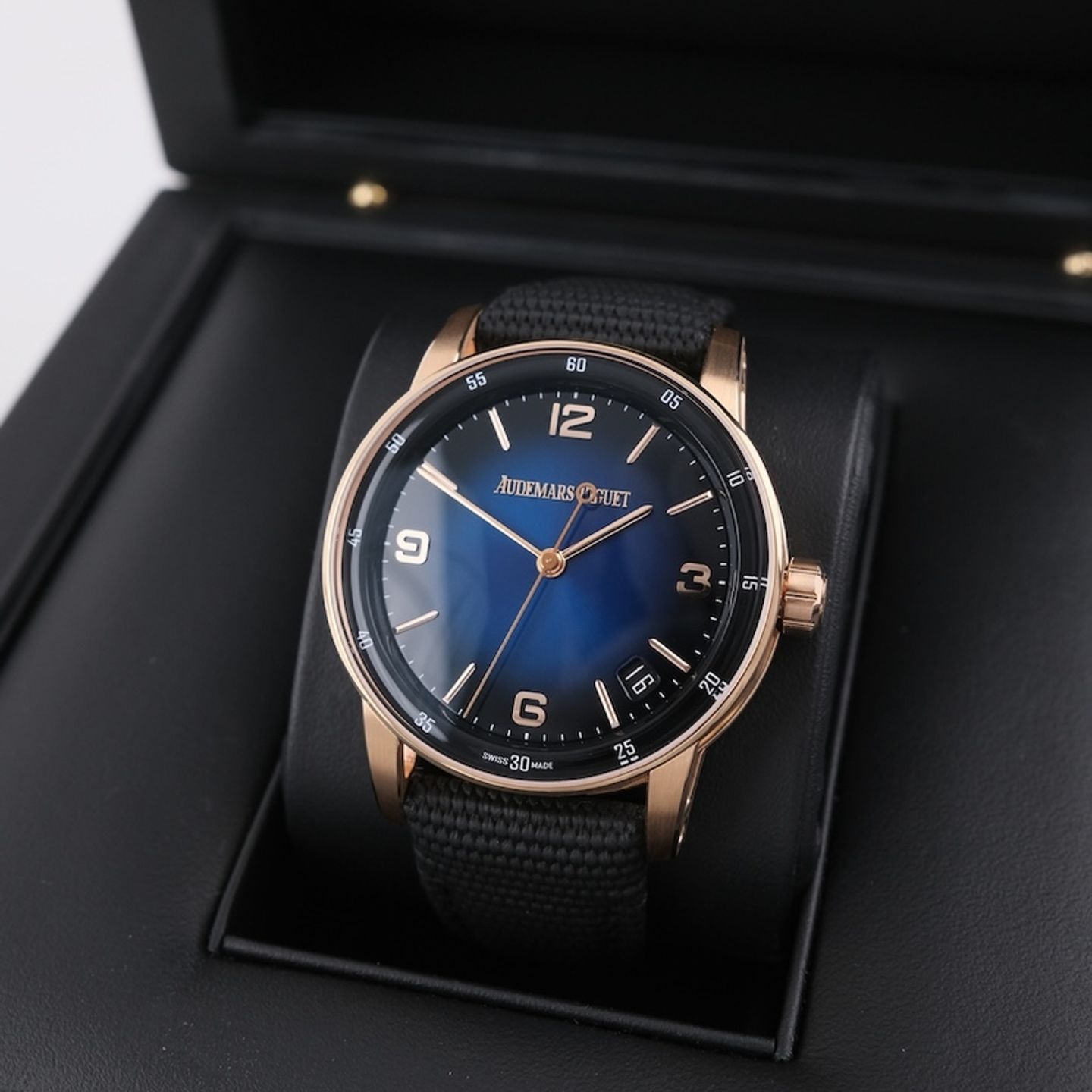 Audemars Piguet CODE 11.59 15210OR.OO.A028CR.01 - (2/8)