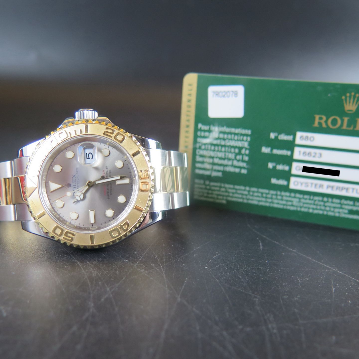 Rolex Yacht-Master 40 16623 (2011) - 40 mm Gold/Steel case (4/4)